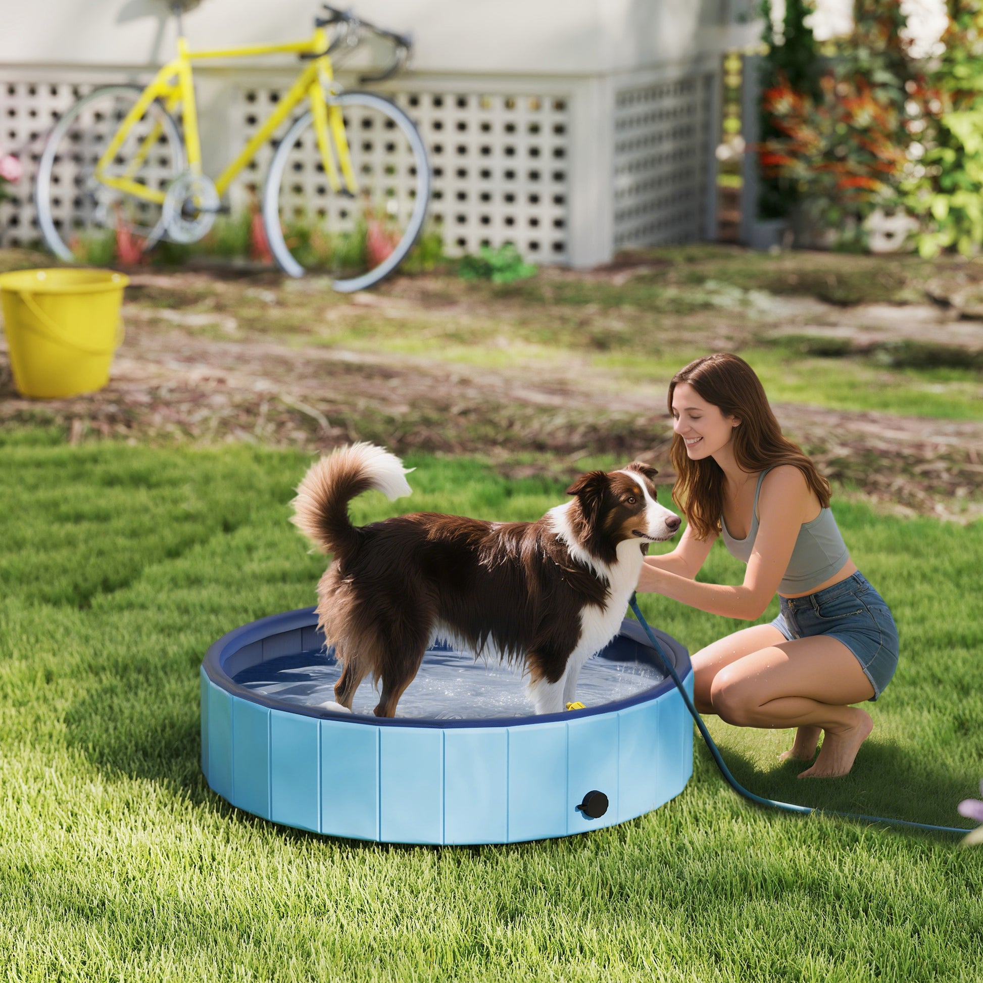 Foldable Dog Pool with Sprayer Portable Dog Bathtub for Small and Medium Dogs made of Non-slip and Wear-resistant Plastic for Indoors and Outdoors Ø100x30 cm Light Blue