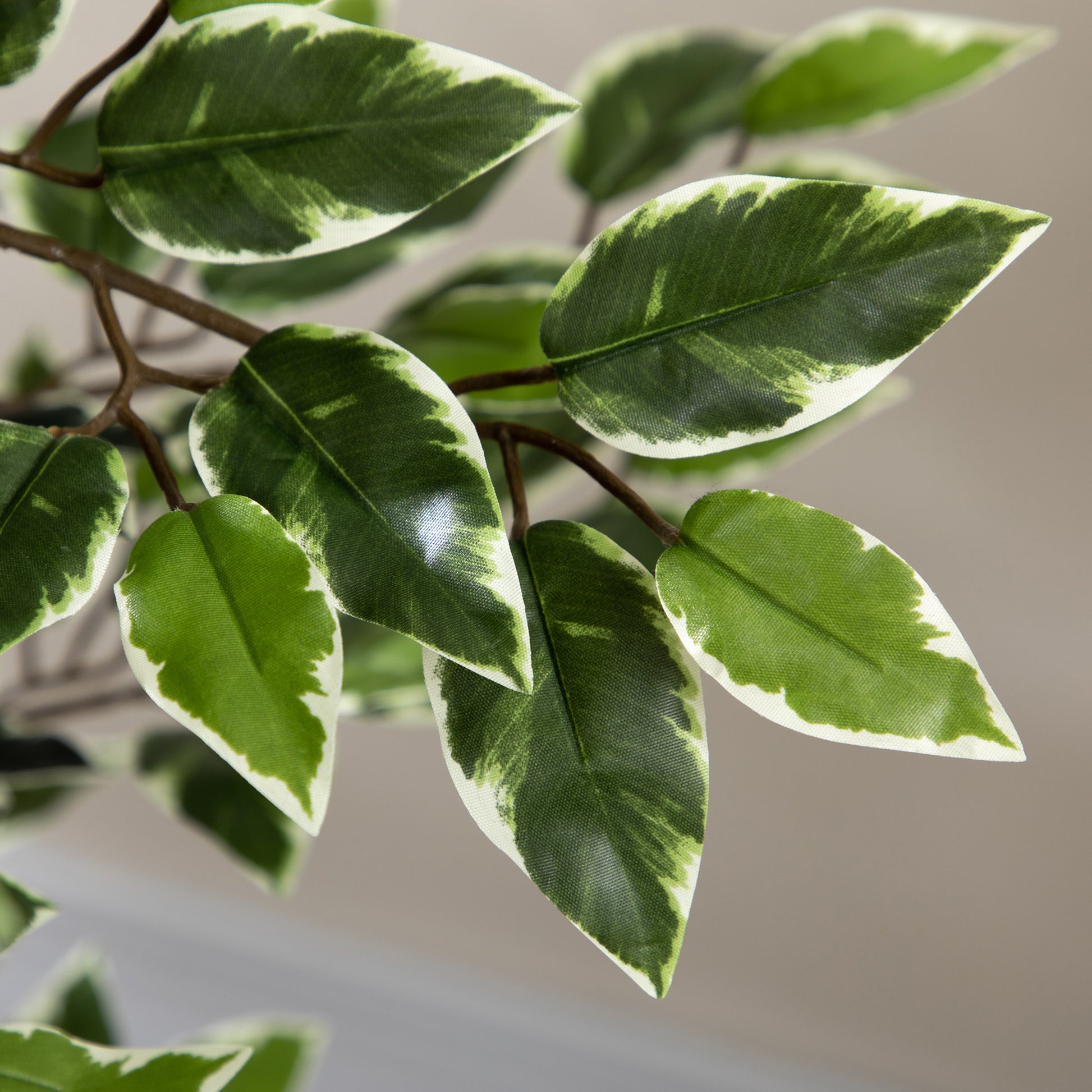 Artificial Ficus with Trunks 130 cm Artificial Plant with Pots and 702 Realistic Leaves for Home Decoration Living Room Bedroom Ø15x130 cm Green