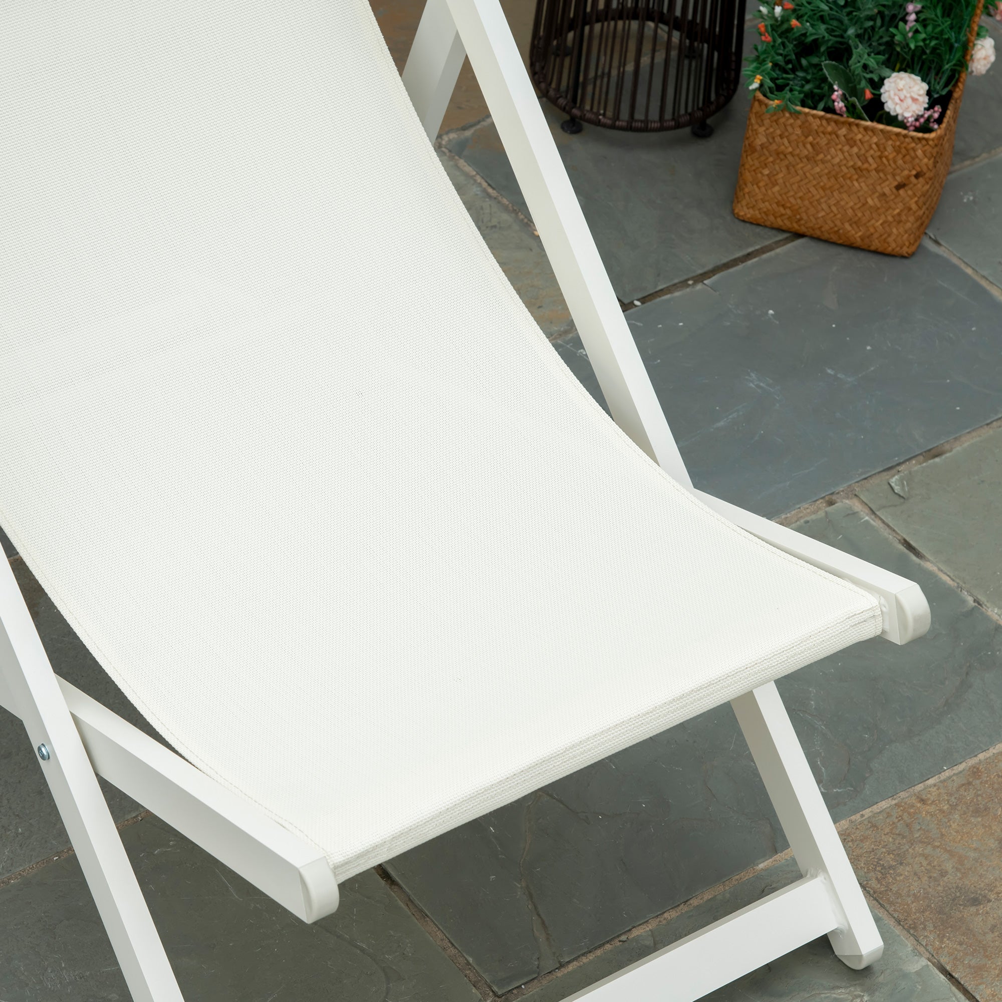 Set of 2 Folding Aluminum Sun Loungers Garden Loungers with 5-Position Adjustable Backrest and Headrest for Terrace Patio Outdoor 58x96.5x91.5 cm White