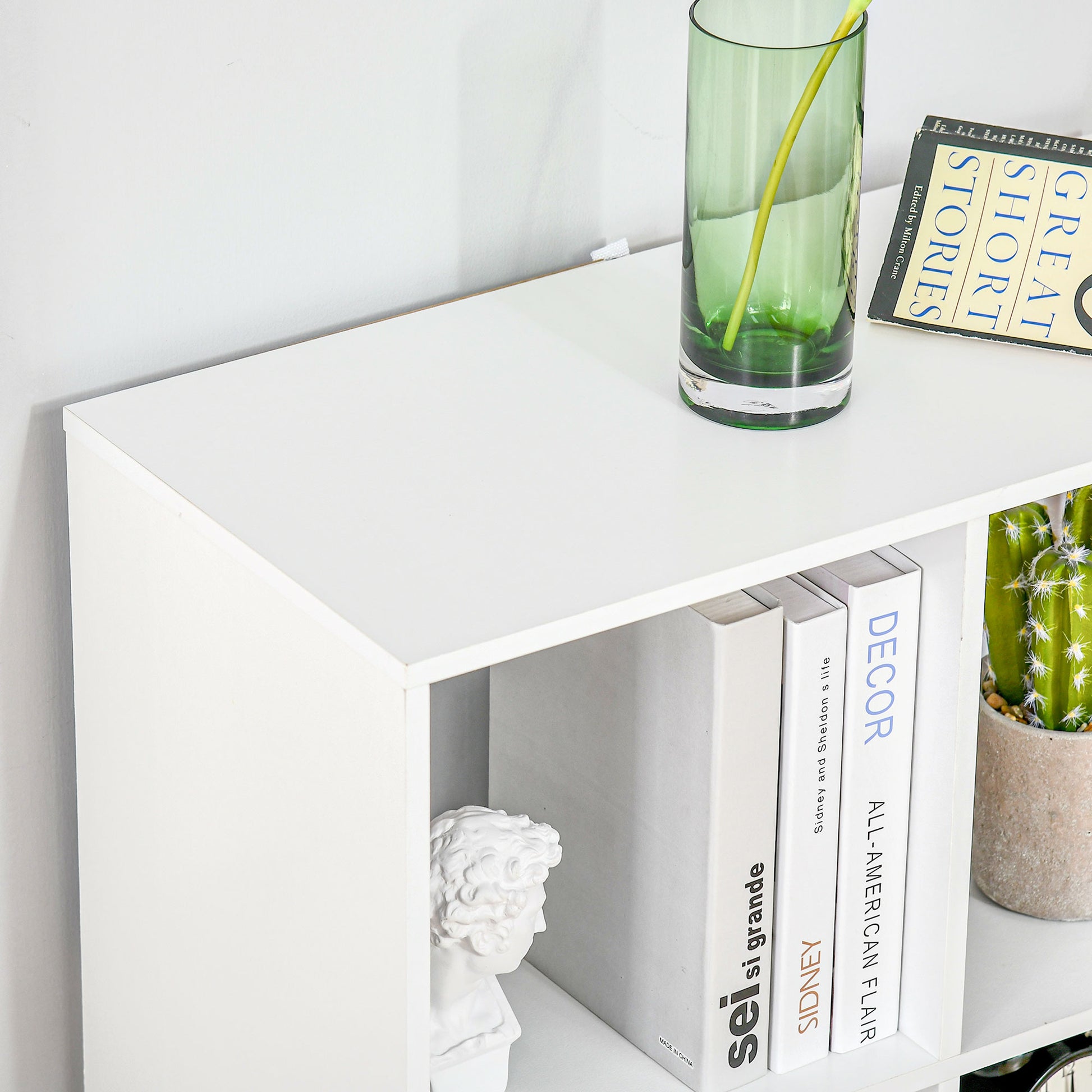 Cube Bookcase with 6 Shelves Storage Organizer in Rustic Design, Modern Wooden Bookcase, for Kids Room, Study, Office, 61.5x29.5x91.5 cm, White