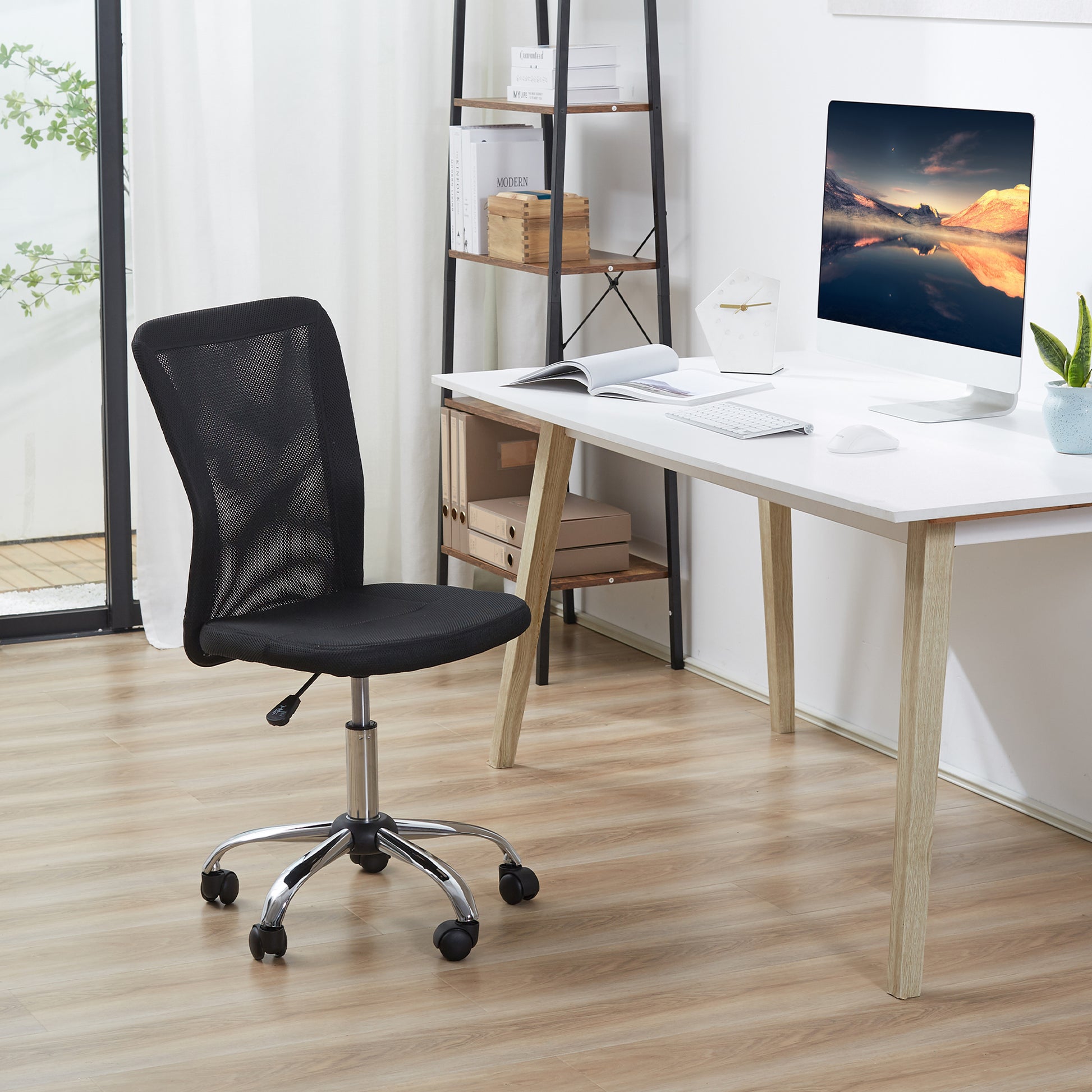 Office Chair Ergonomic, Height Adjustable Desk Chair, 360° Swivel Chair with Breathable Backrest, for Office, Study Room, up to 100 kg Capacity, Black