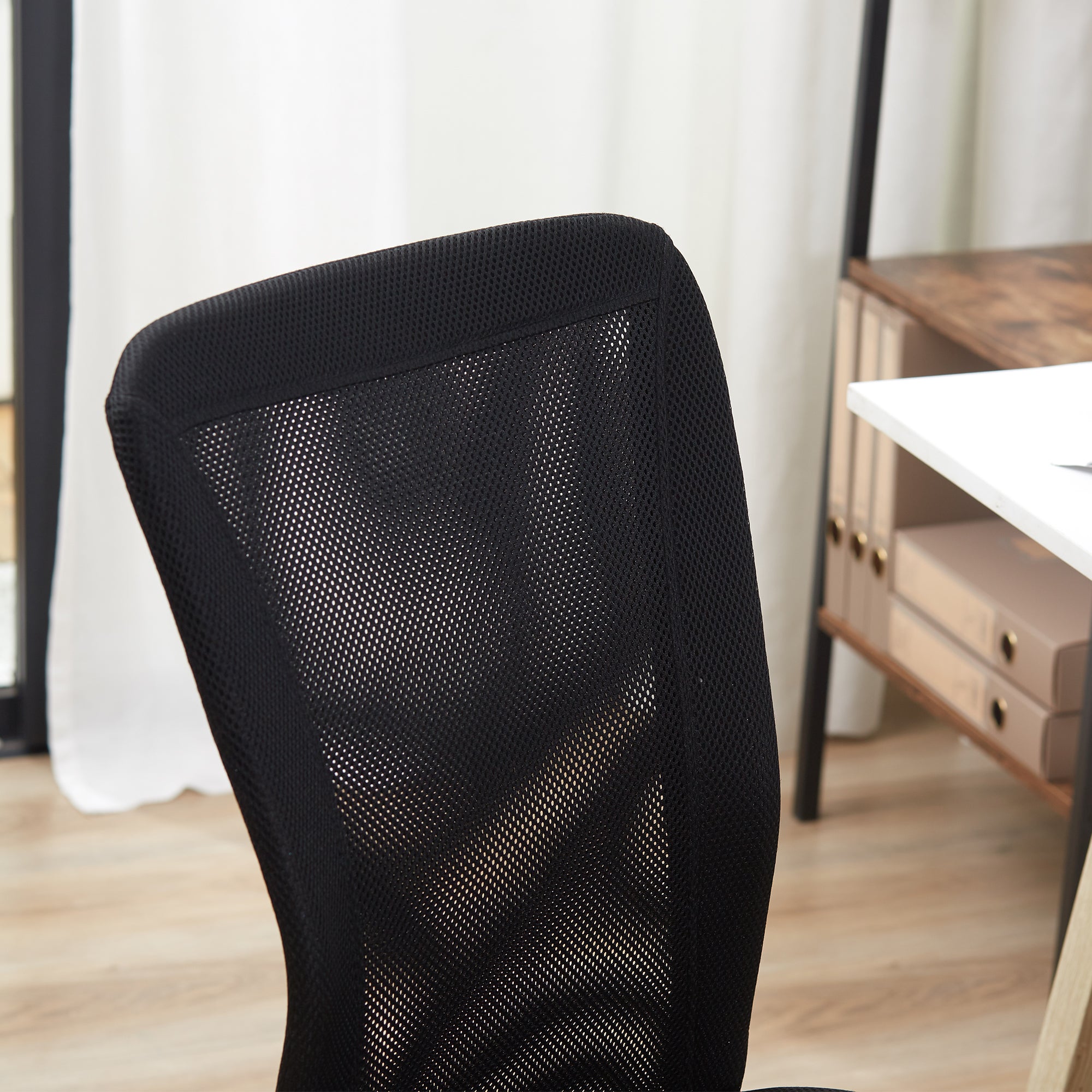 Office Chair Ergonomic, Height Adjustable Desk Chair, 360° Swivel Chair with Breathable Backrest, for Office, Study Room, up to 100 kg Capacity, Black