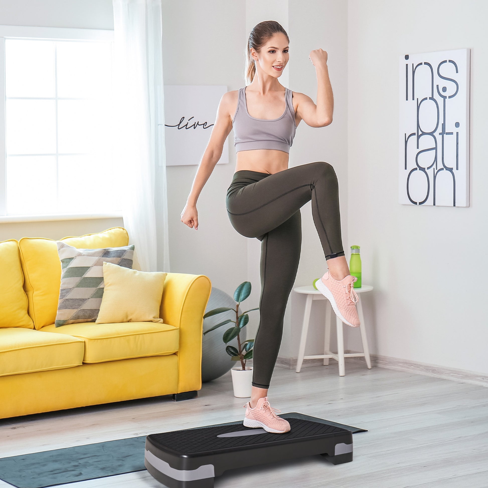 Aerobic Fitness Step Board Home Trainer Stepper 2-step height adjustable (10/15 cm) suitable for home and office use Black+Gray 68 x 29 x 15 cm