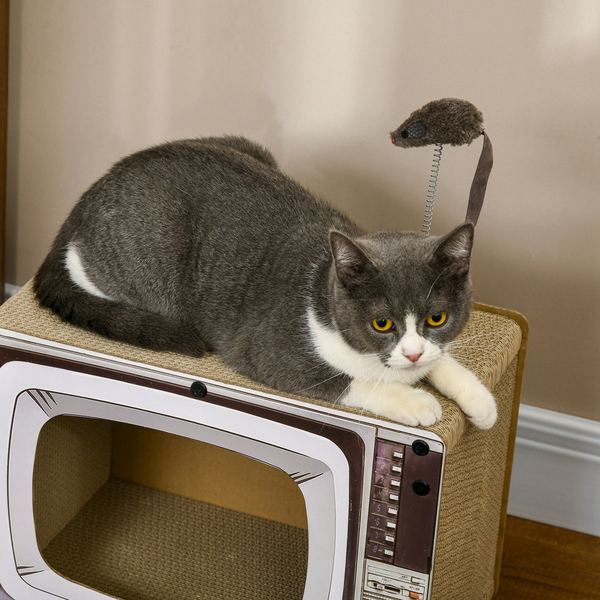 Cardboard Cat Scratcher TV-shaped Scratching Board with Toy Mouse Pet Activity Center 43x23x32.5 cm Sand