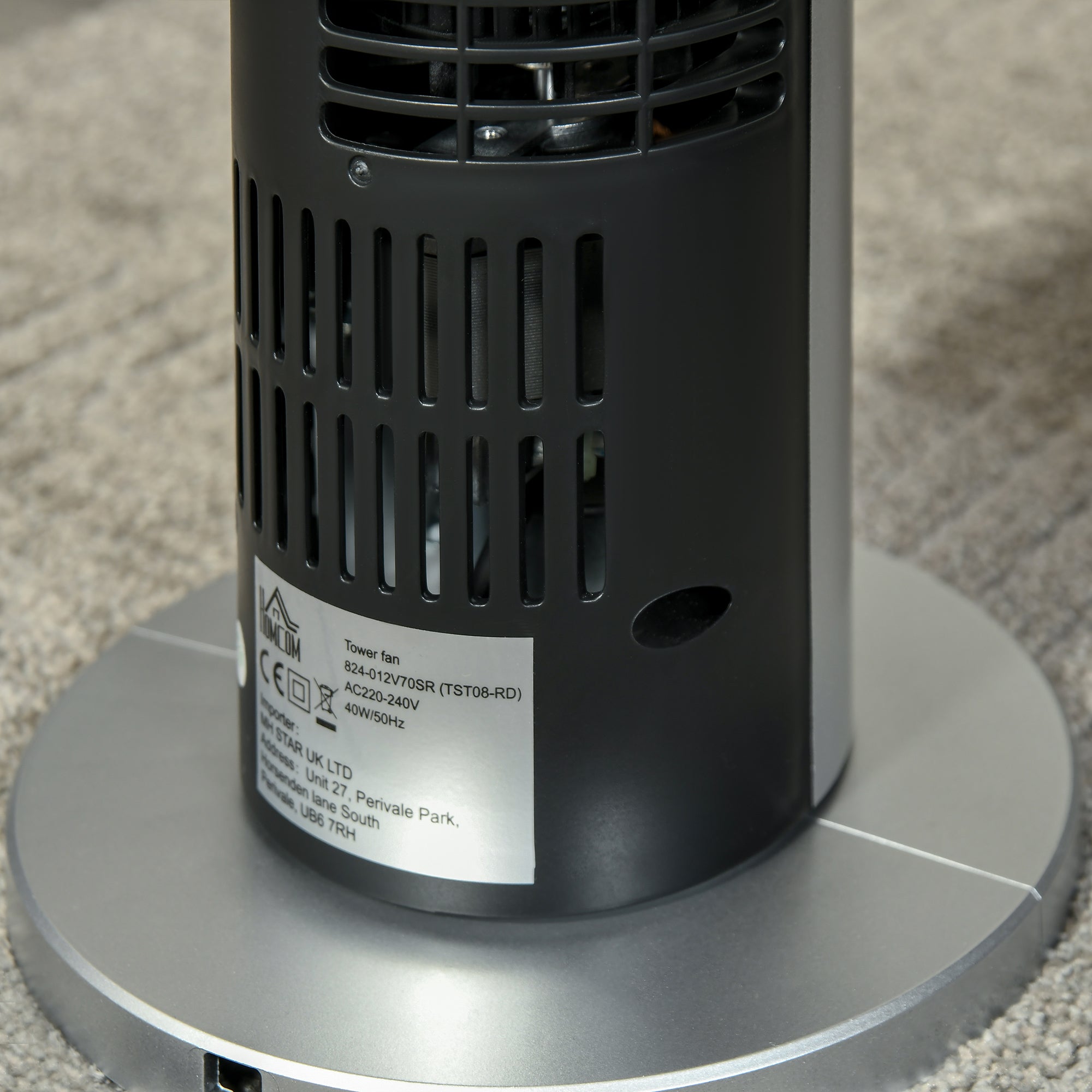 Silent 40 W column fan, tower fan for bedroom with 3 modes 3 speeds, remote control, 70° oscillation, timer and touch control, 78.5H cm silver