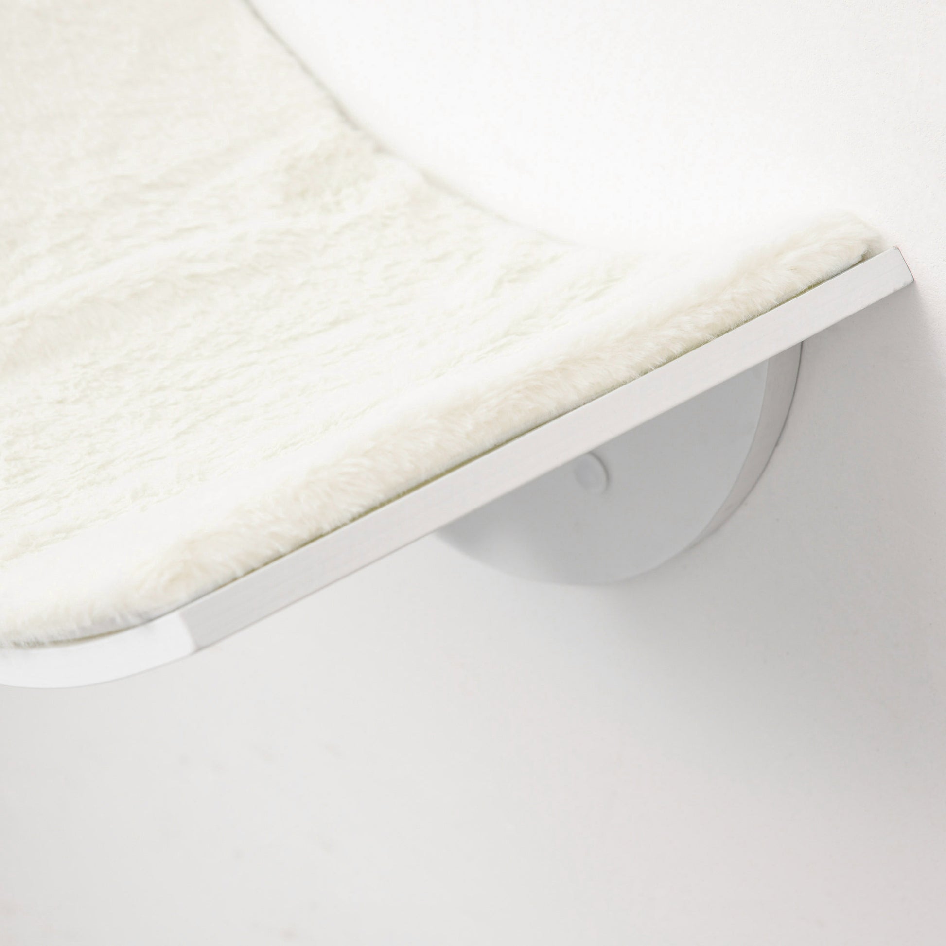 Cat Perch Cat Wall Shelf Cat Bed Cat Wall Mount Plush Cover White 41 x 28 x 21 cm