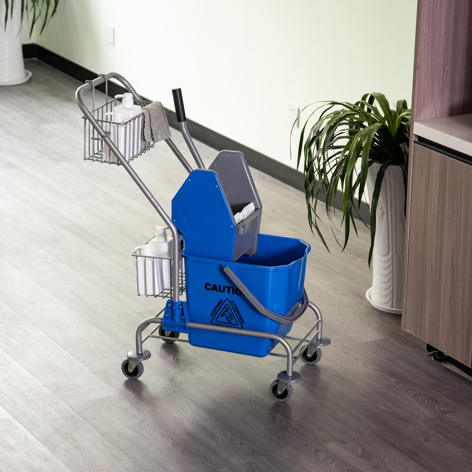 Cleaning Trolley 26 Liter Cleaning Cart with Wringer, Household Cart with Rollers, Hook for Mop Blue