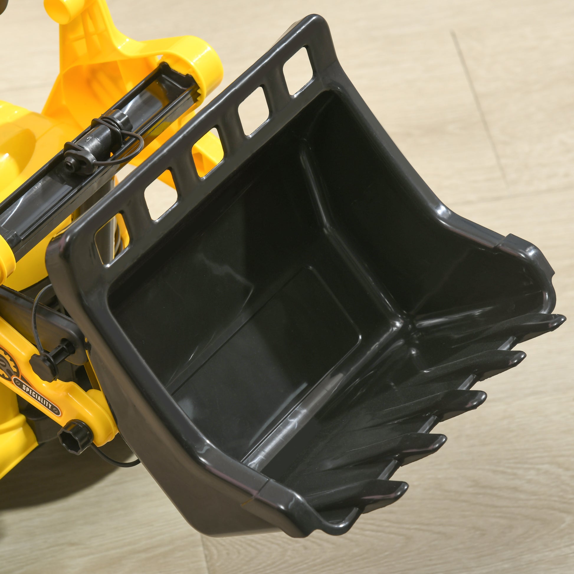 Seat Excavator with Built-in Storage Compartment Kids Ride-on Tractor Kids Digger with Horn Slider Digger Vehicle Wheel Yellow+Black 80 x 26.5 x 39 cm