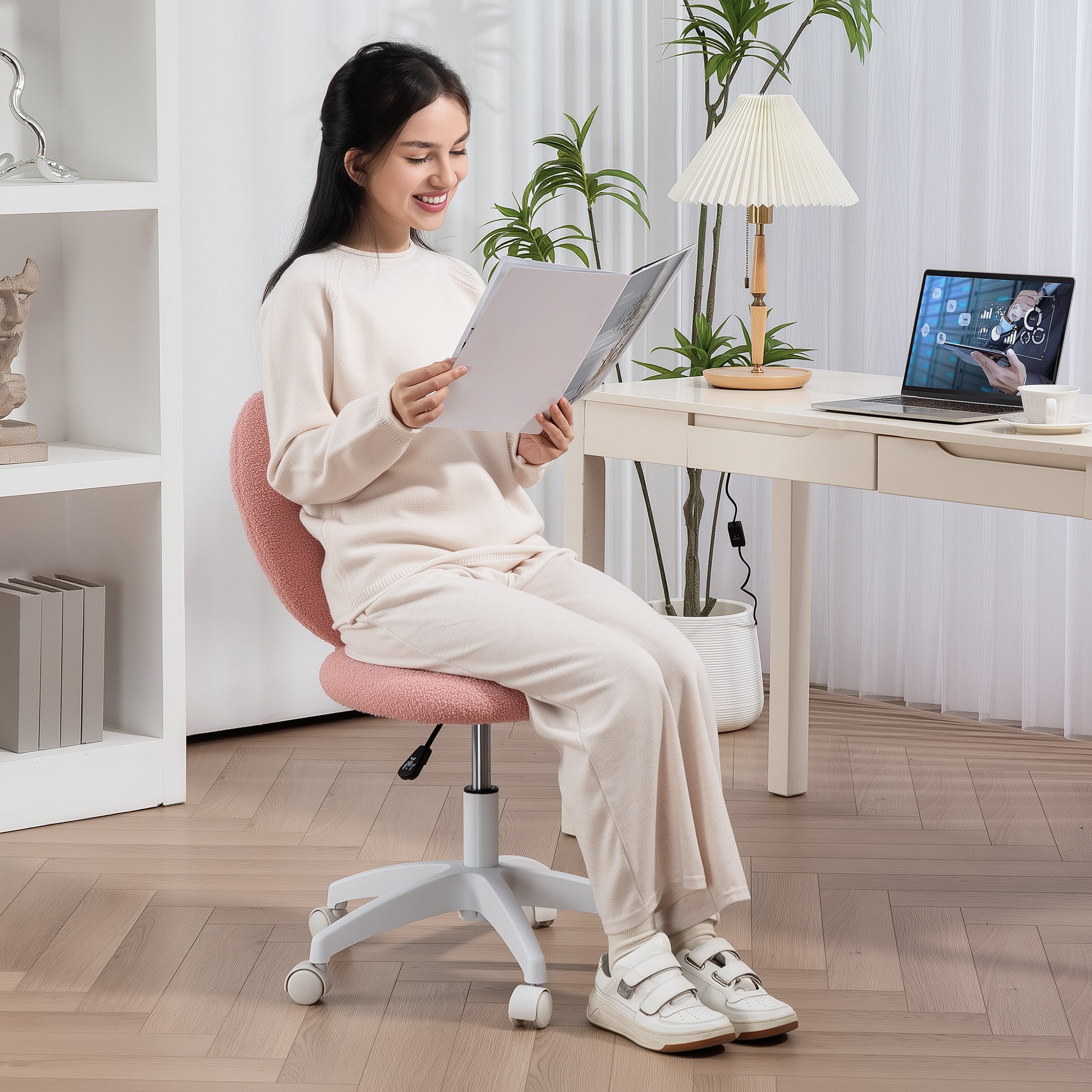 Desk Chair Office Chair Swivel Home Office Chair with Heart-shaped Backrest, Armless Height Adjustable Teddy Fleece Vanity Chair for Study Room, Pink
