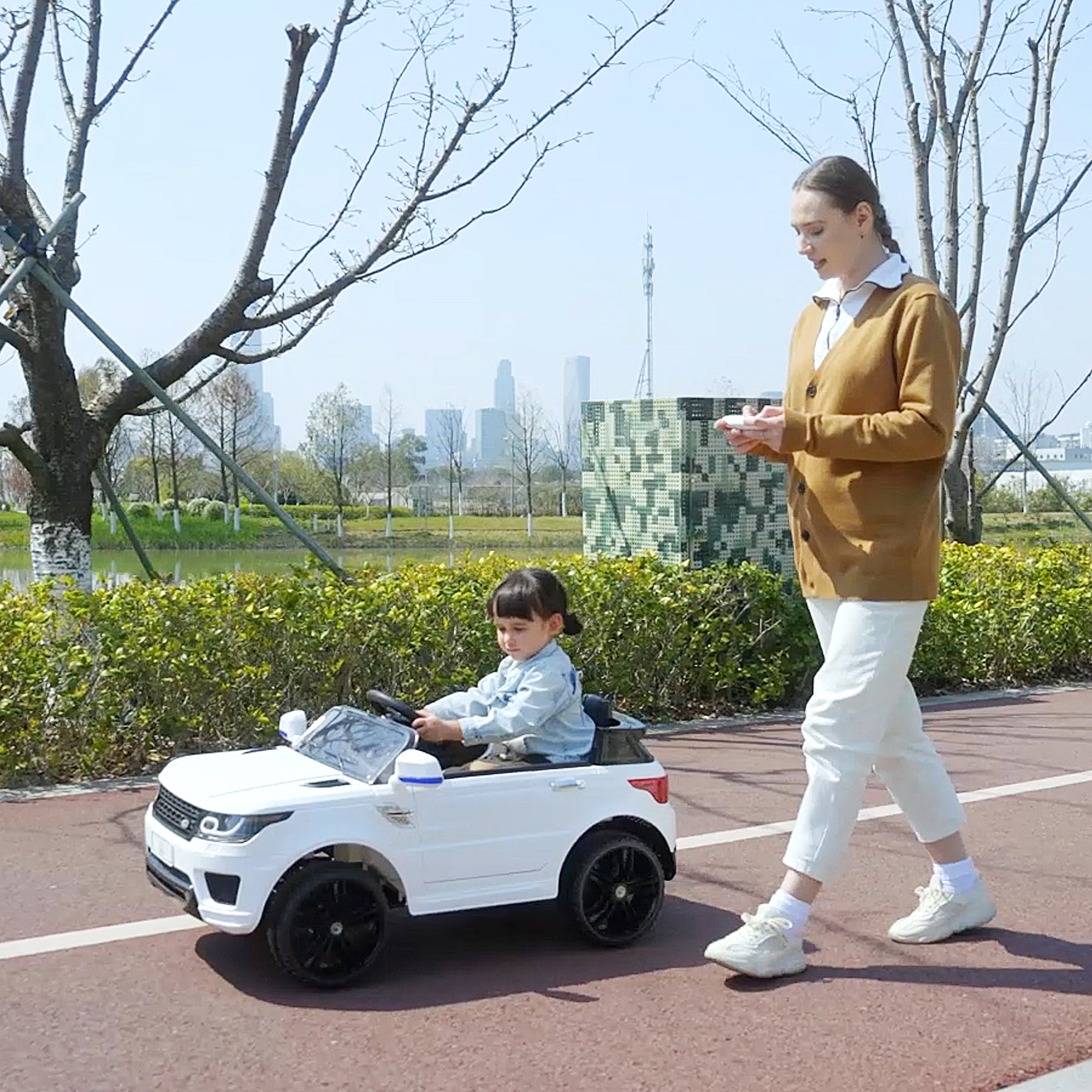 SUV Electric Car for Kids 3-6 Years Battery-Powered Car 12V with 2 Motors Remote Control Headlights Horn Music USB and Door Opening 3-5 km/h 110x68x52 cm White