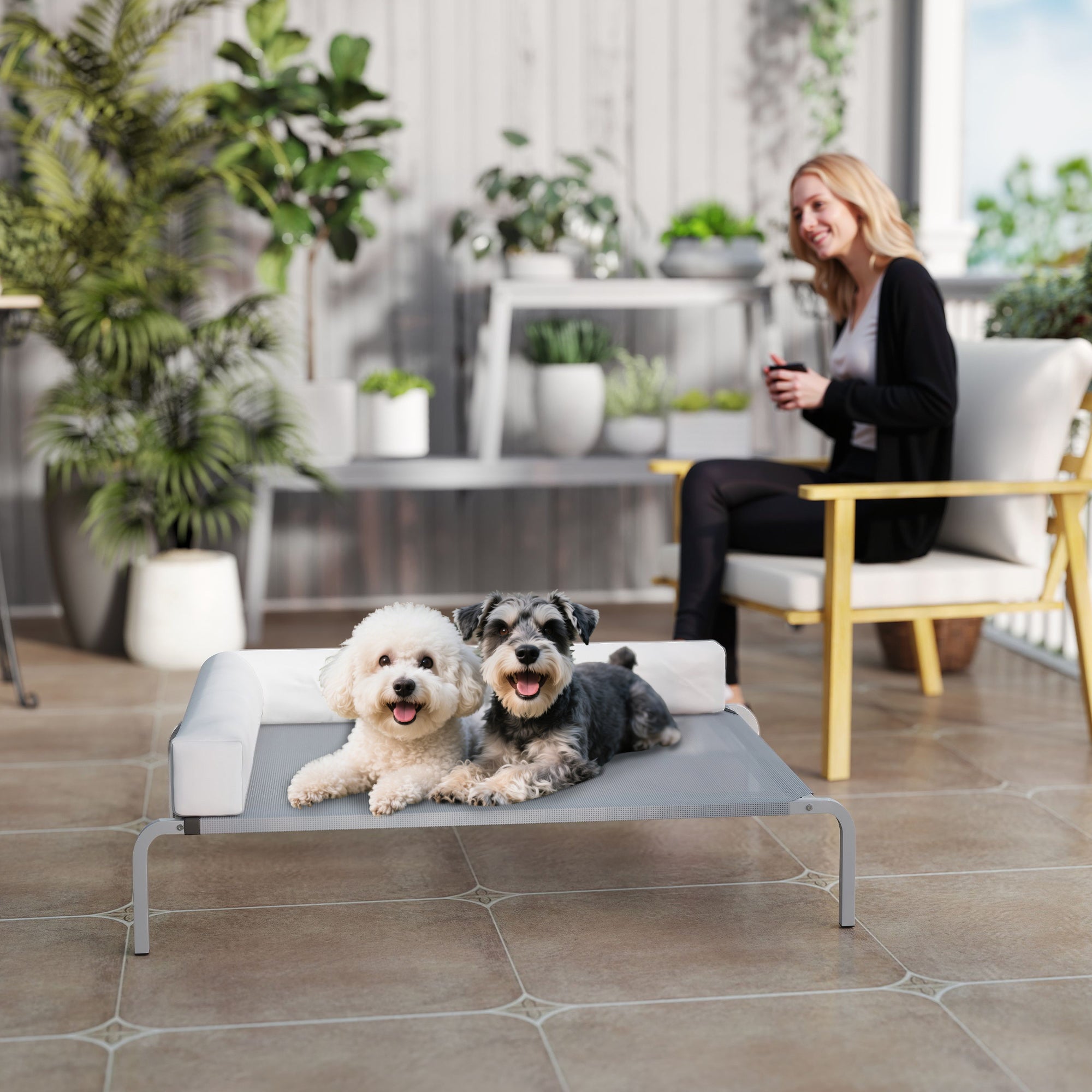 Outdoor Dog Lounger, Elevated Dog Bed for Medium Dogs, Cooling Pet Lounger with L-Shaped Cushion Non-Slip Feet, Pet Bed for Outdoor Camping 110x75x30cm, Light Gray