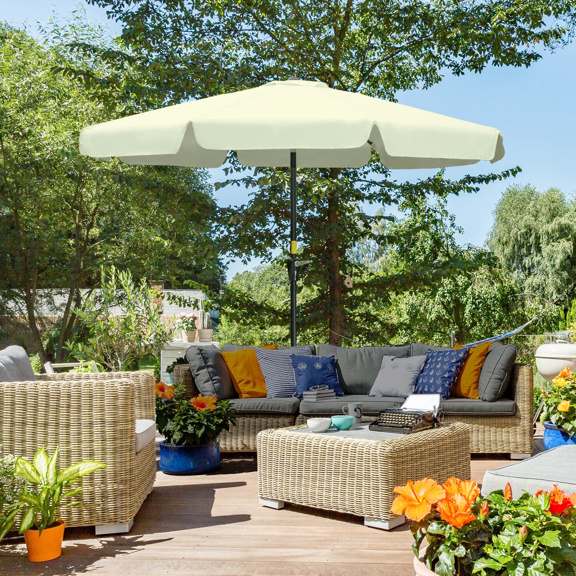 Terrace Umbrella Ø266 cm Garden Umbrella with UV50+ Protection Aluminum Pole and Crank Sunshade for Patio Terrace Beige