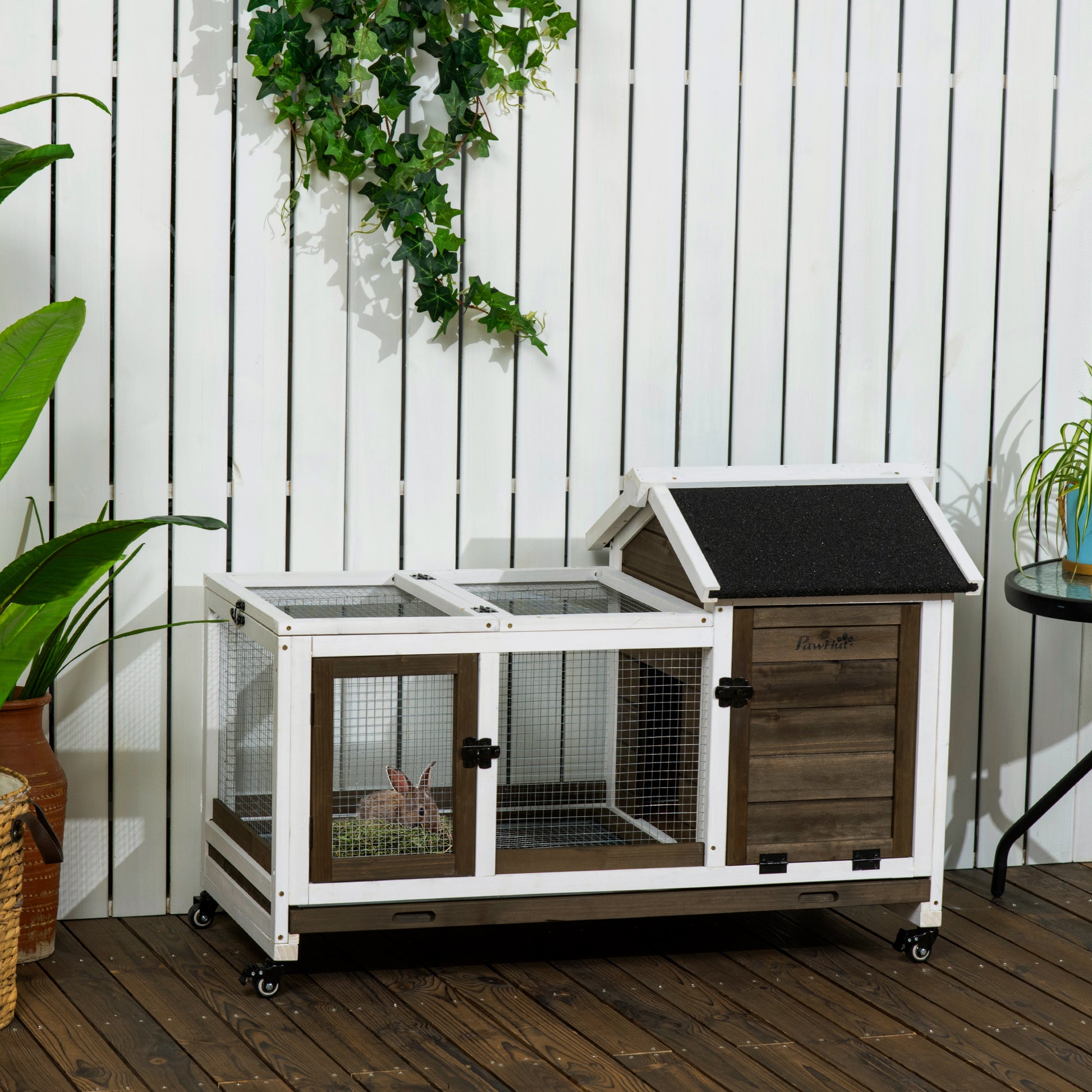 Wooden Rabbit Hutch with Wheels - Rabbit Cage with Flip-Top Roof and Removable Tray - Indoor and Outdoor Rabbit Hutch 108x58x73.5 cm Brown