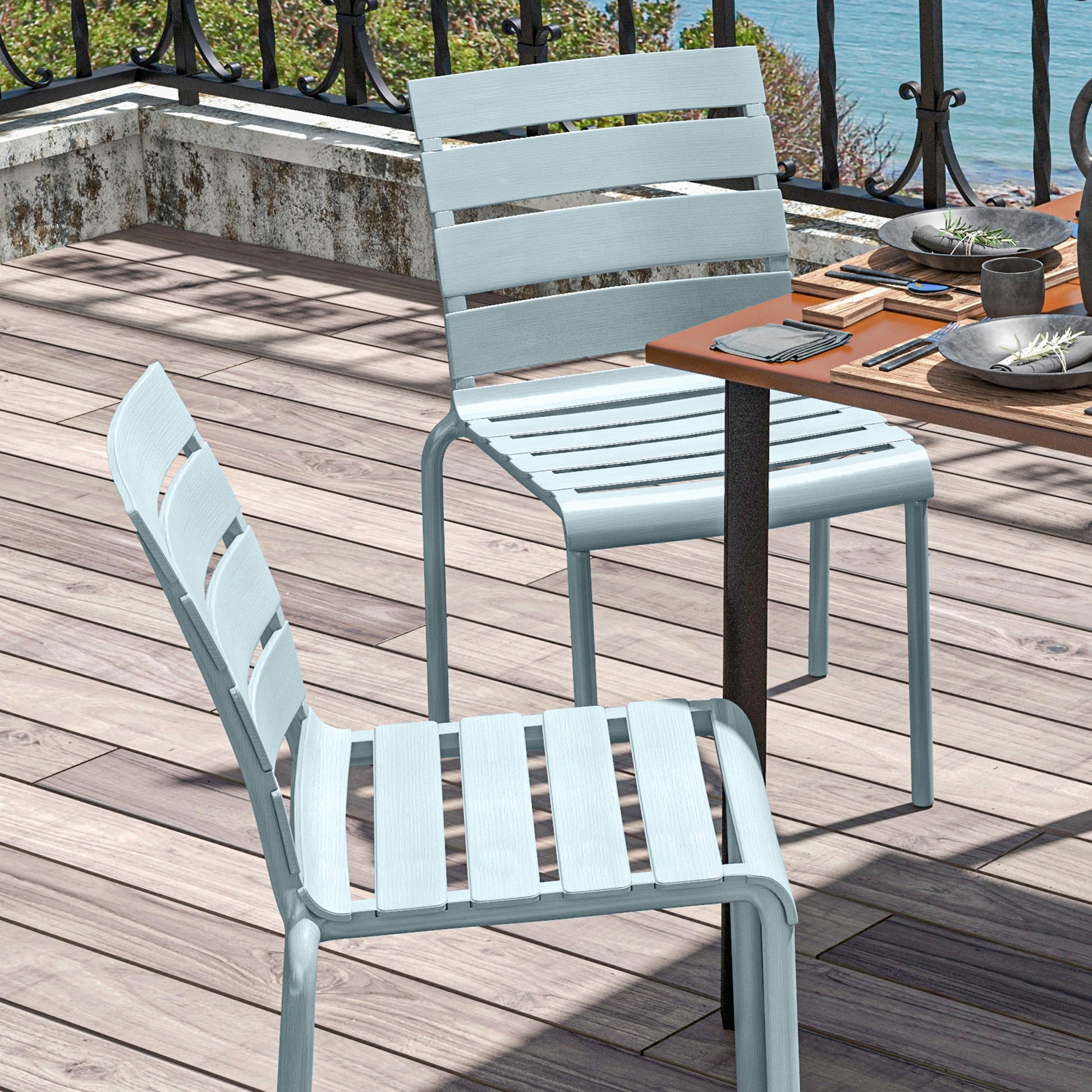 Set of 4 stackable bistro garden chairs with slatted seat and backrest dim. 42L x 54W x 78H cm gray
