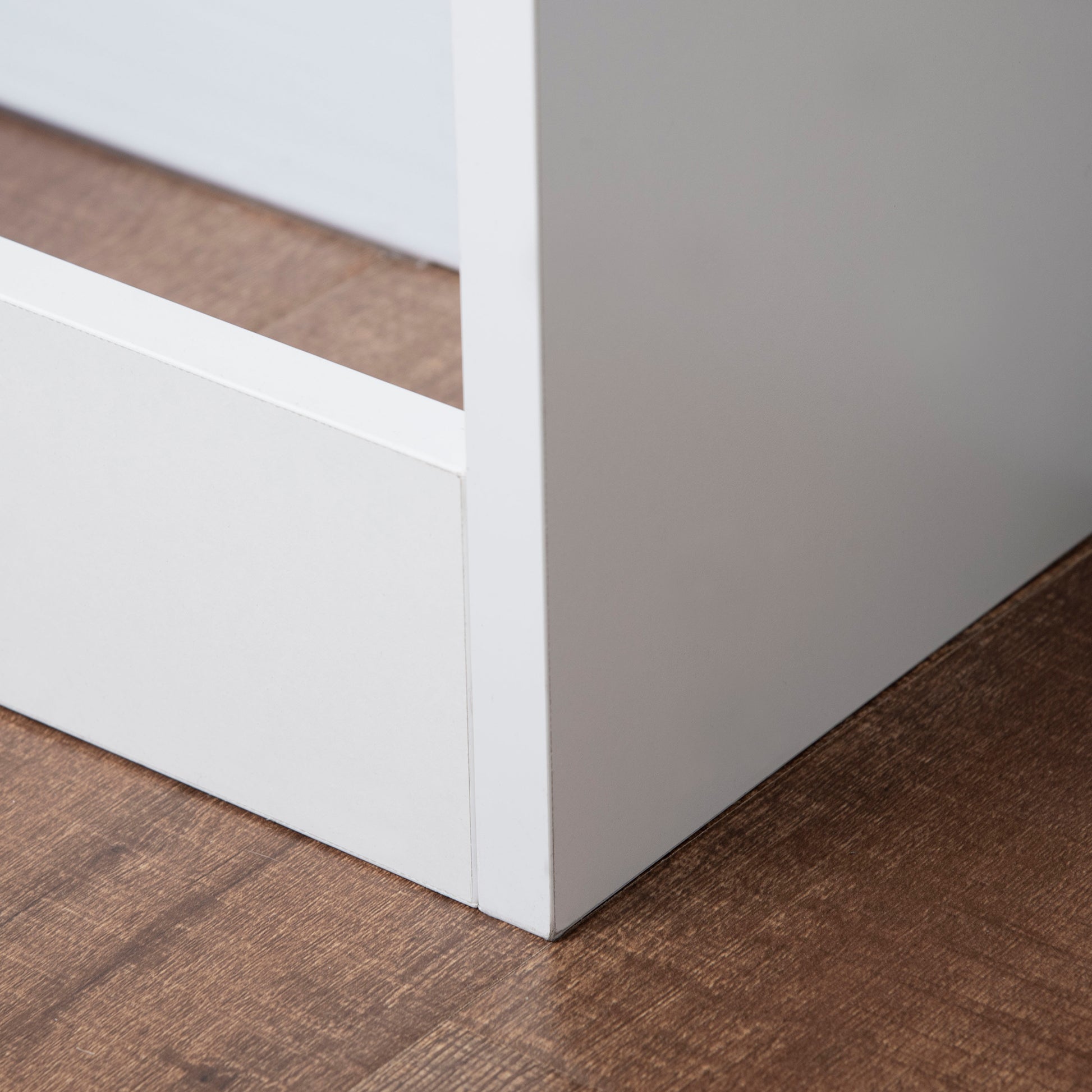 Modern and Elegant Slat Radiator Cover for Home, in MDF and Steel, 120x18x84cm, White