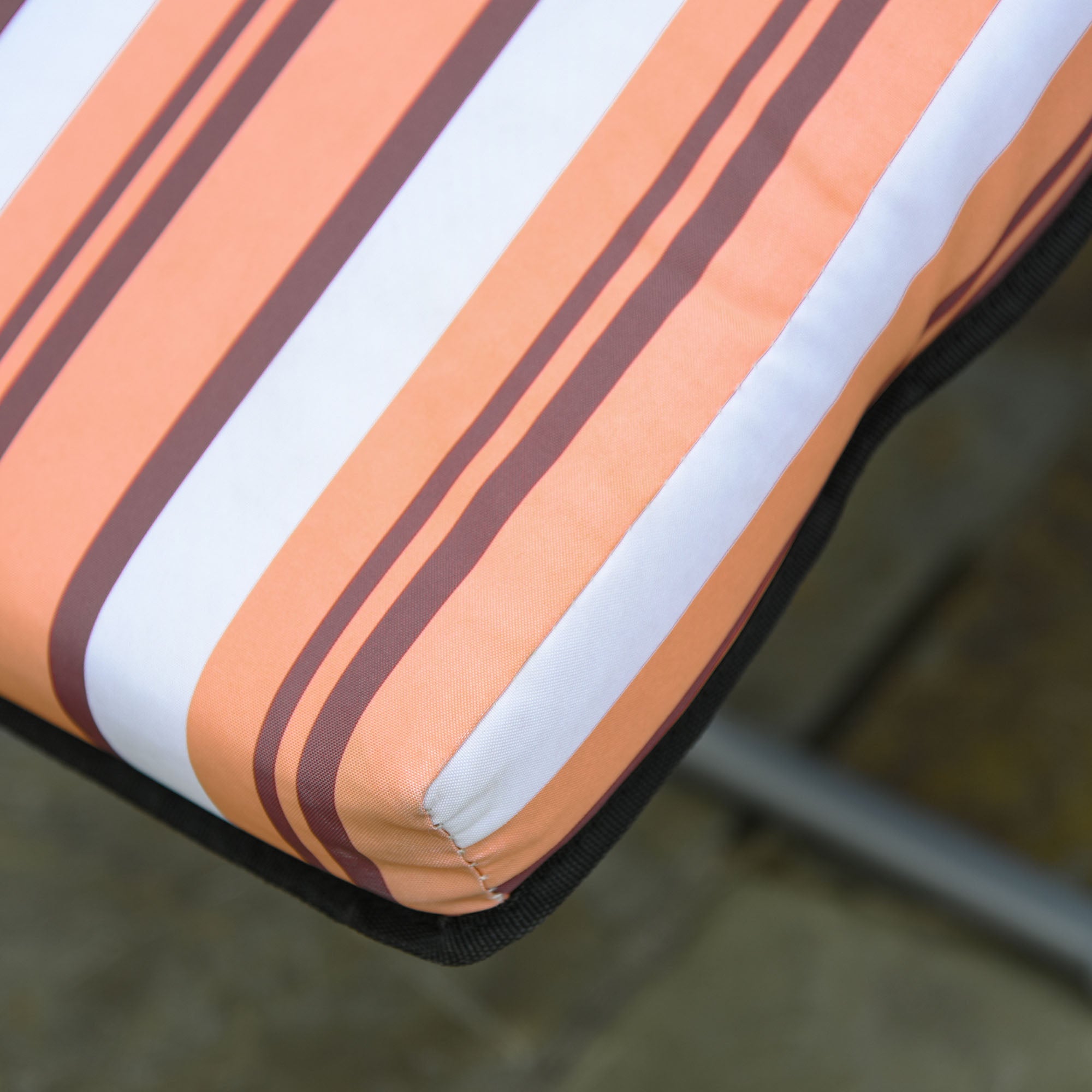 Set of 2 Folding Loungers Garden Loungers with Padded Cushion 5-Position Adjustable Backrest and Footrest 60x75x65-102 cm Orange Stripes
