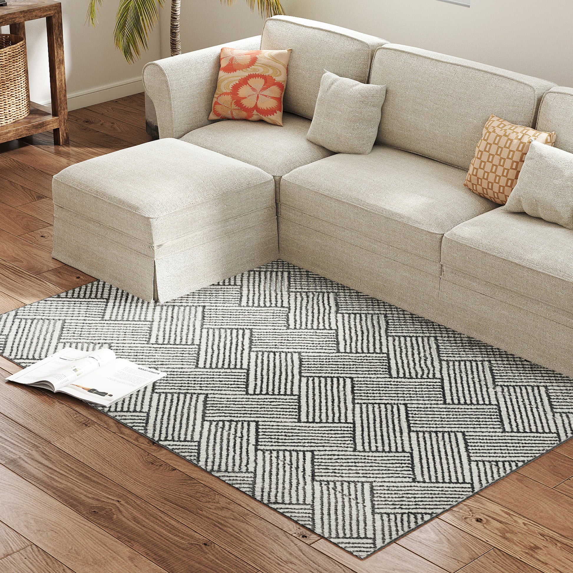 Living Room Carpet 170 x 120 cm Short Pile Carpet, Machine Washable, Hypoallergenic, for Living Room, Bedroom, Office, Light Grey