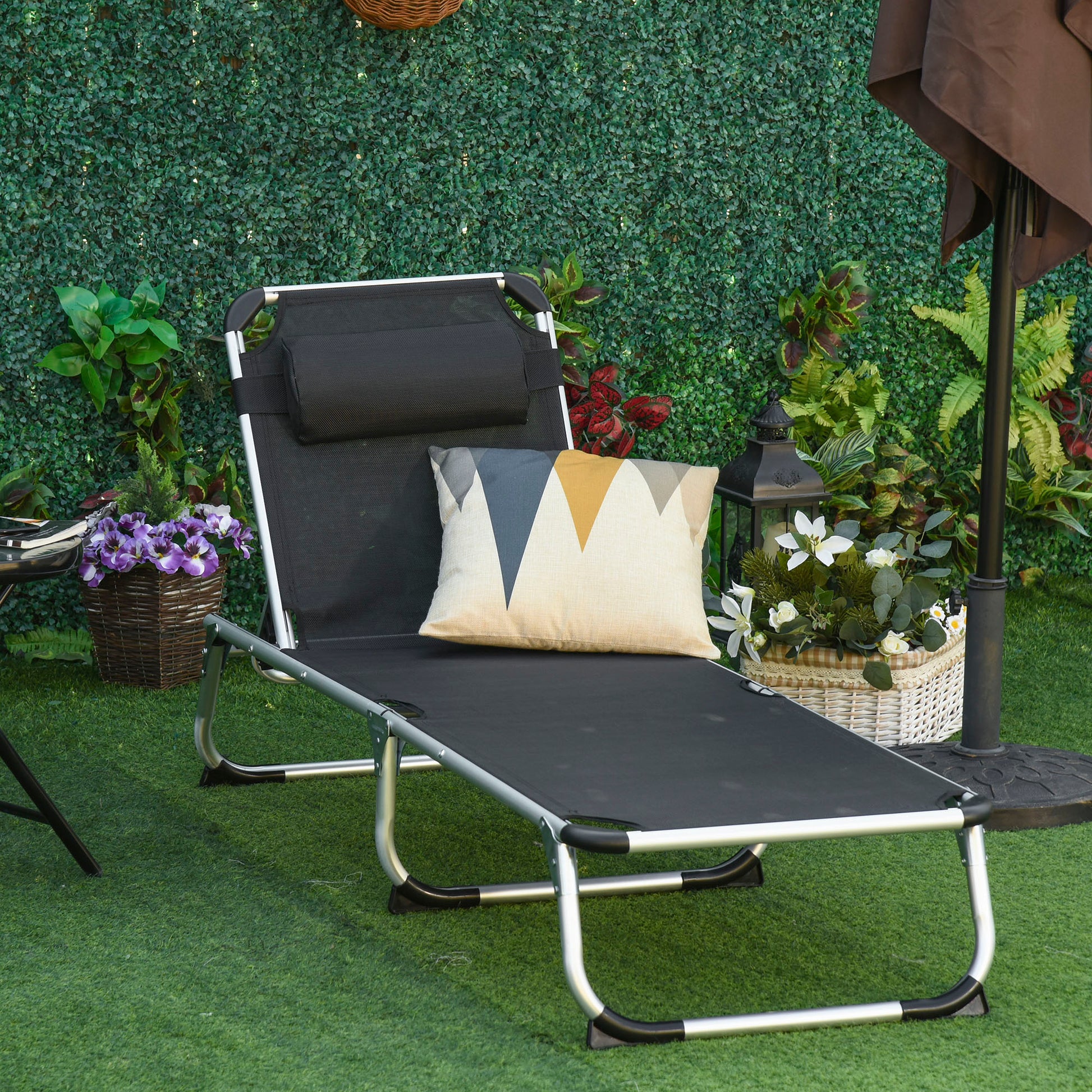 Folding Sun Lounger Garden Lounger with Head Pillow Recliner with 4-stage Adjustable Backrest Camping Lounger up to 120 kg Load Capacity for Outdoor Park, Garden, Black