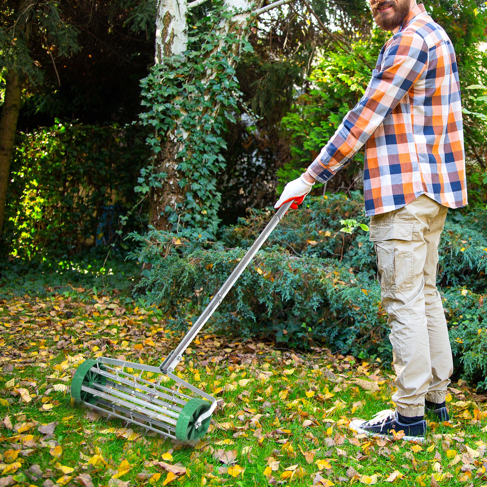 Lawn Aerator Roller with Telescopic Handle 98L x 45W x 87H cm Green