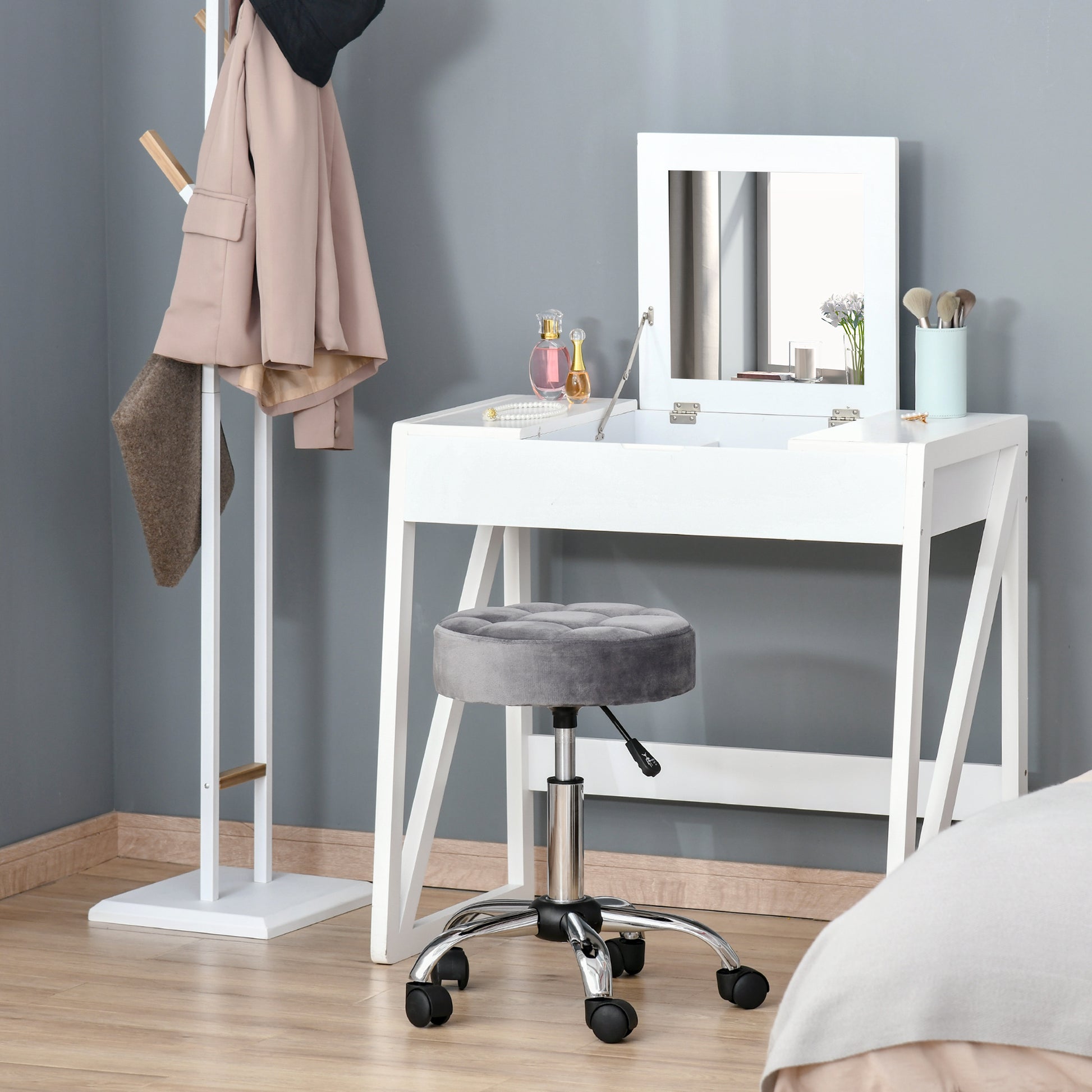 Salon Chair with Wheels Rolling Stool Height Adjustable Swivel Salon Stool Velvet Touch Foam Chrome Base Light Gray 35 x 35 x 49-61 cm