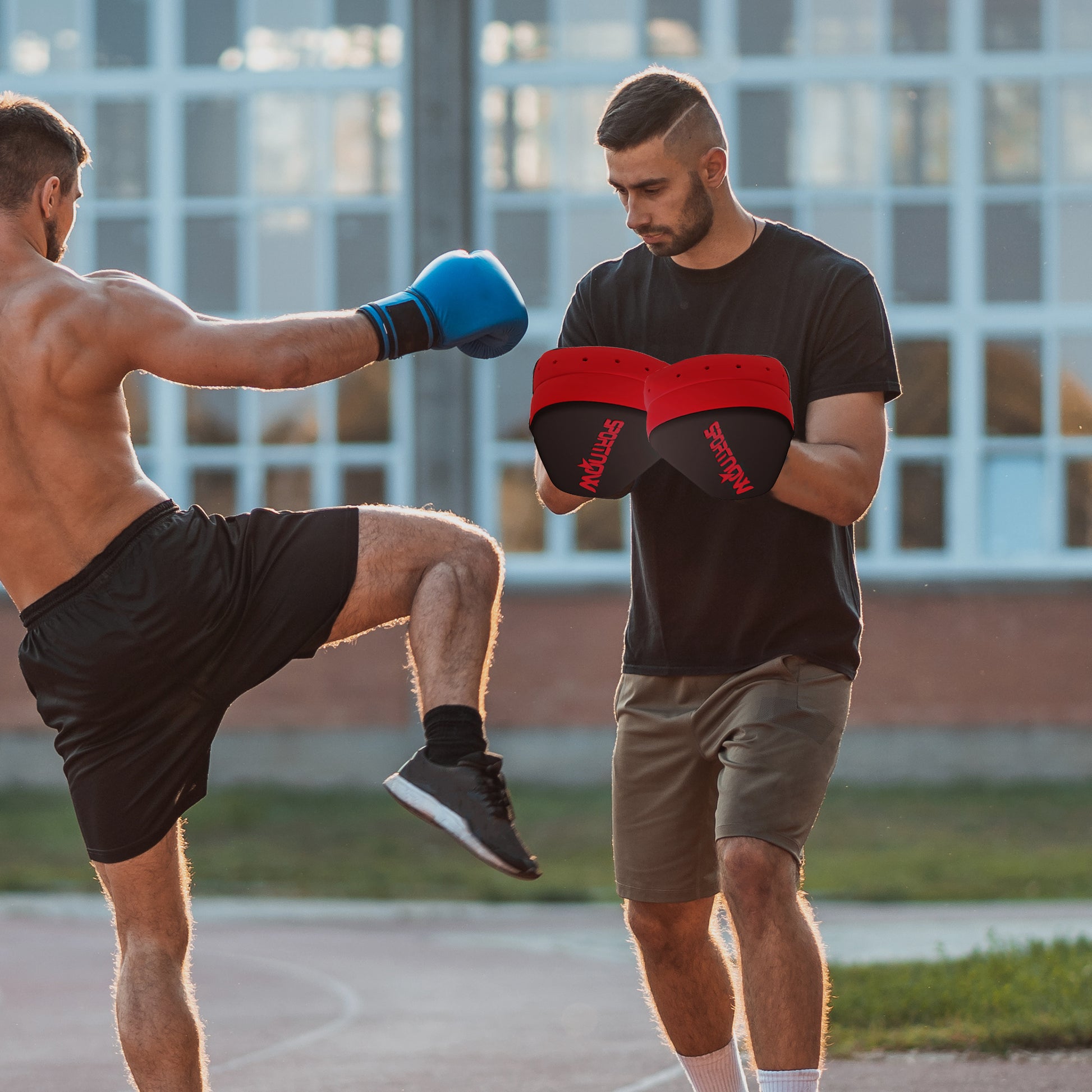 SPORTNOW Boxing Mitts Muay Thai MMA Curved Pads for Boxing Training Boxing Karate Taekwondo Kickboxing Training Sparring Martial Arts Red