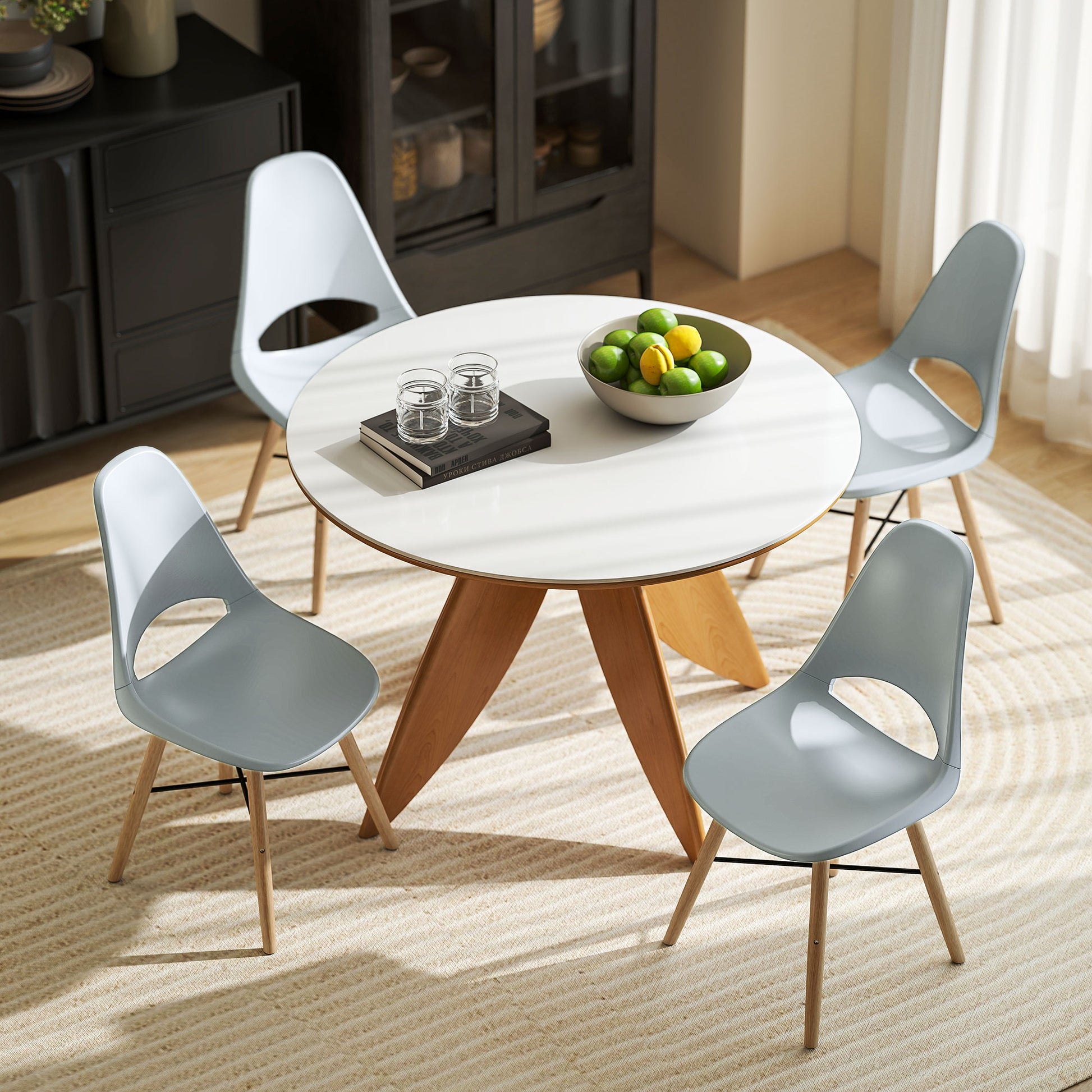 Set of 2 Dining Room Chairs, Modern Kitchen Chairs with Cut-Out Backrest Design and Rubber Wood Legs, Plastic Chairs for Kitchen, Bedroom, Office, and Living Room, Gray
