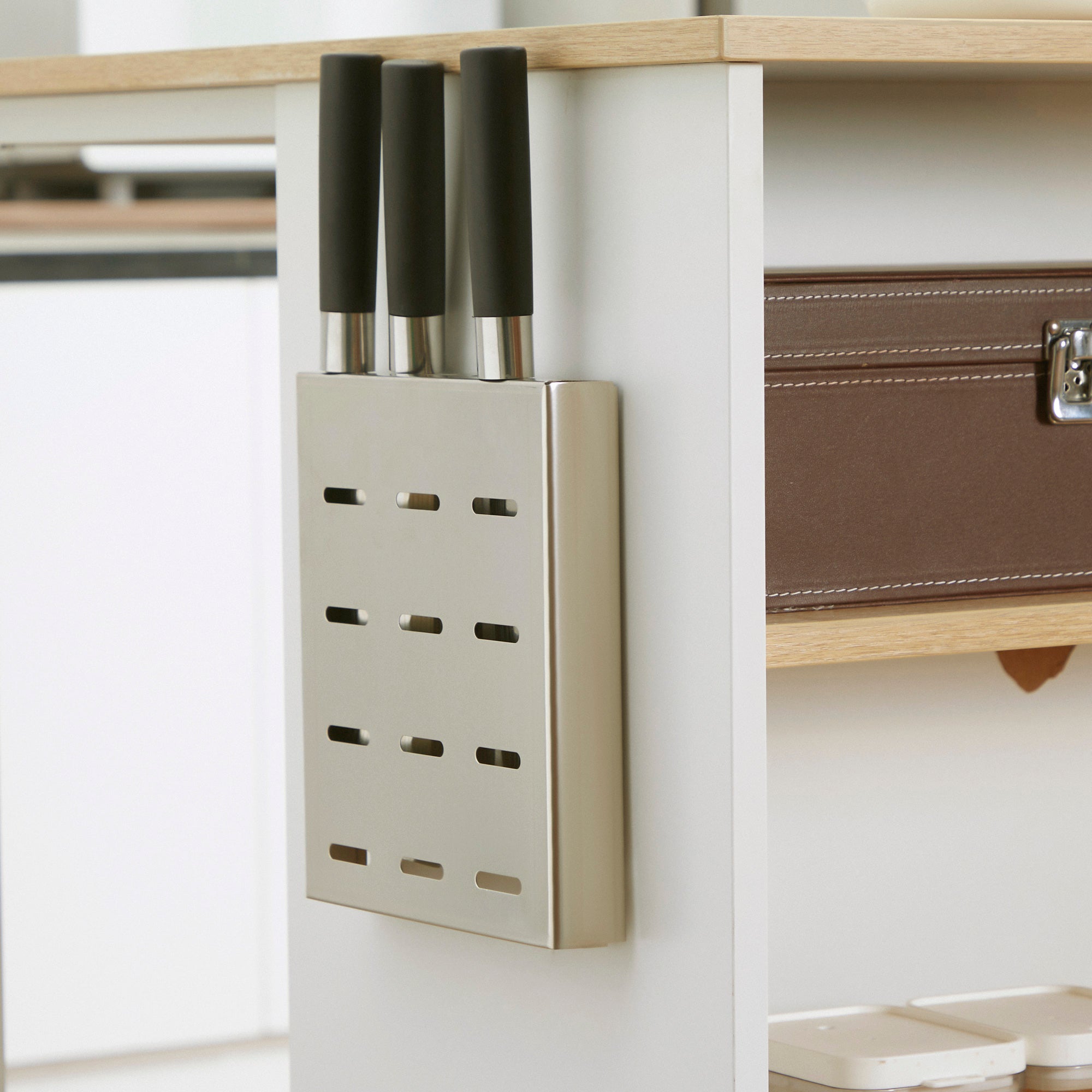 Kitchen Bar Table with 3 Shelves and Stainless Steel Knife Holder, 105 x 65 x 90 cm, White and Natural
