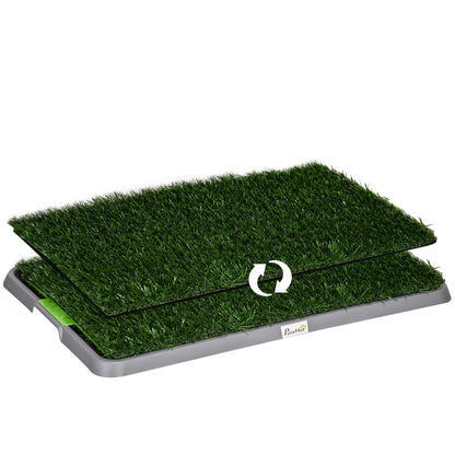 Dog Toilet with 2 Artificial Grass Patches Dog Litter Box with Grid and Tray for Puppy Training Indoors and Outdoors 67x41x3.5 cm Green