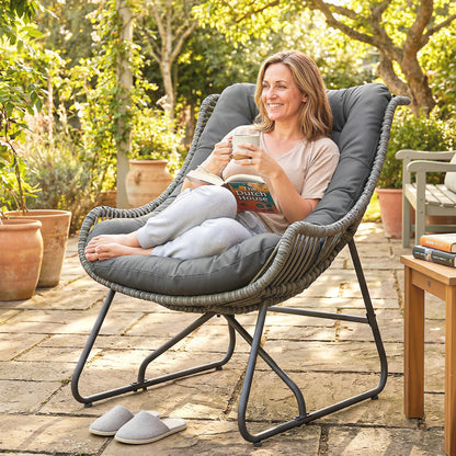 Rattan Armchair with Thick Cushion, Steel Frame Polyrattan Outdoor Armchair, Wicker Chair up to 265 lb, Garden Chair for Patio Balcony Terrace - Dark Gray
