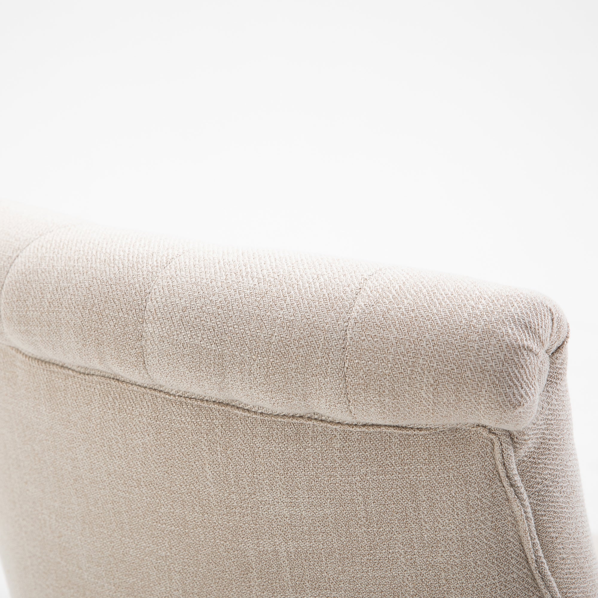 Armchair Living Room Relax Armchair Lounge Armchair Recliner with Back Pillow, Wooden Legs, Reading Armchair with Linen Look, Upholstered Armchair for Bedroom, Cream