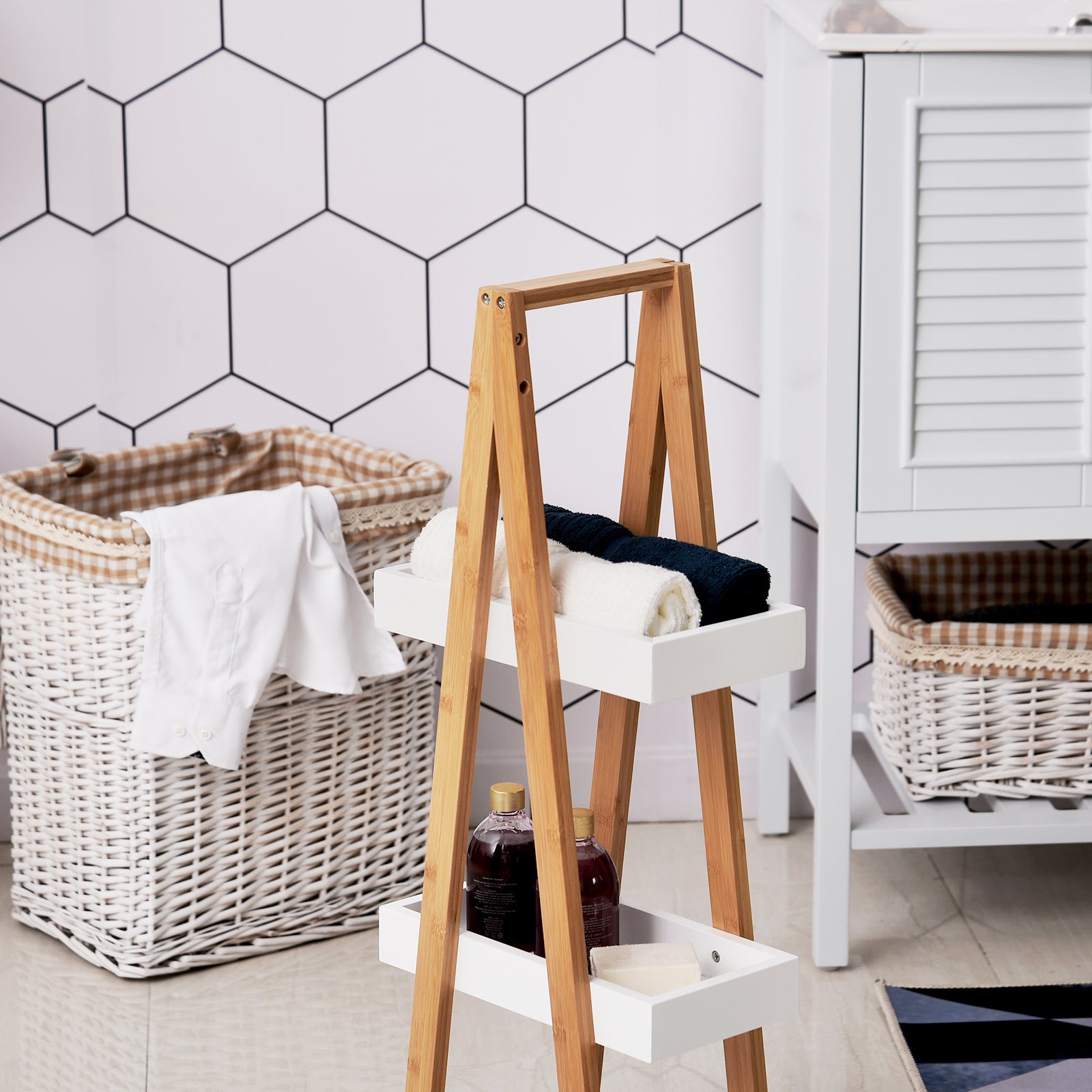 Bamboo Bathroom Shelf with 3 Shelves Storage Shelf Wooden A-Frame 30x18x81 cm Natural and White