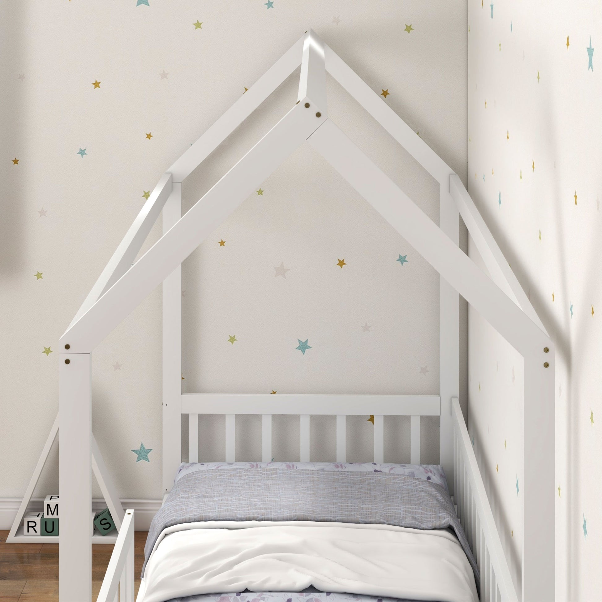 Montessori Children's House Bed, 90x190 cm Kids Bed Shaped Like a House with 15 Slats, Pine Wood Frame and Protective Barriers for Bedroom, White