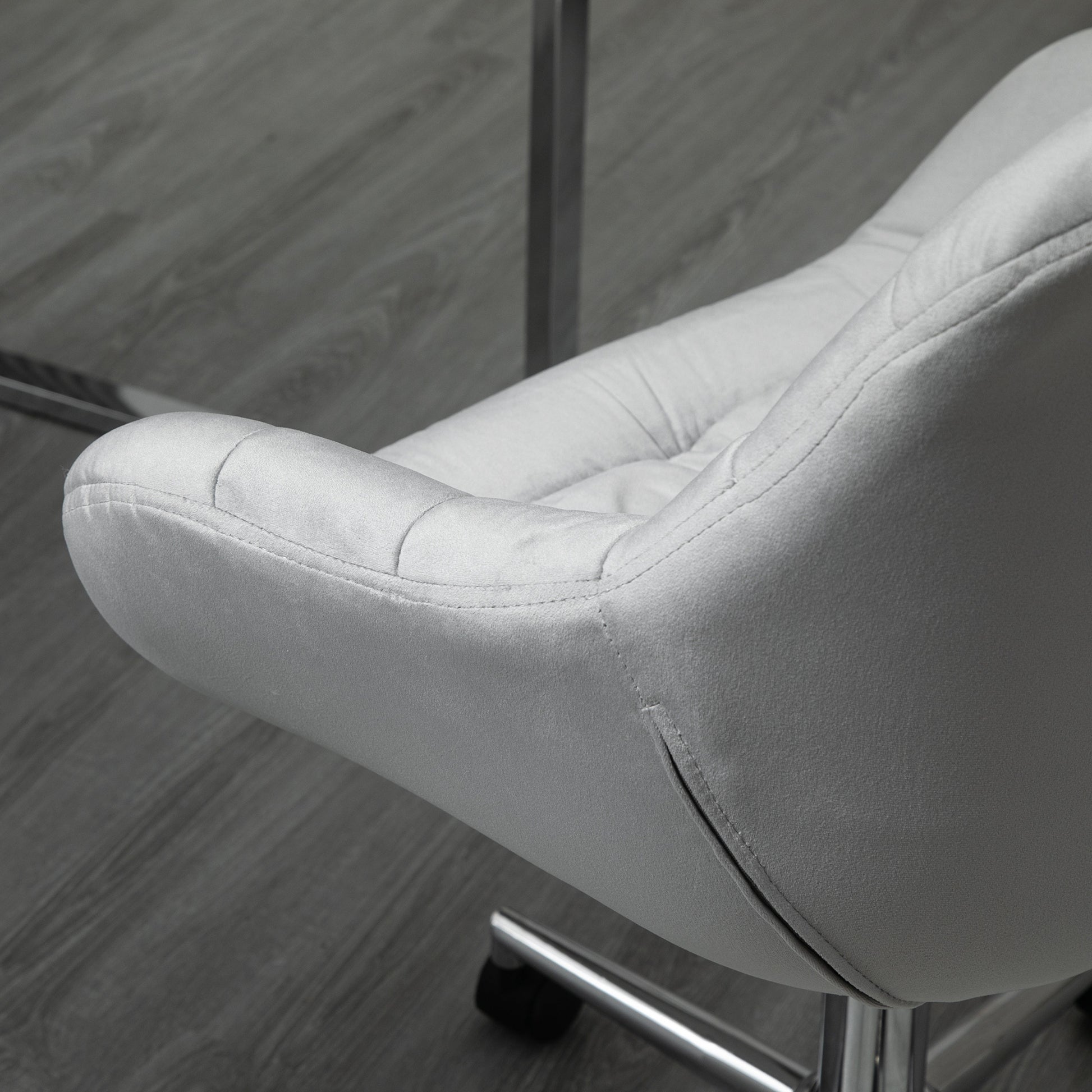 Office Chair Executive Swivel Computer Chair Seat Height Adjustment for Younger Users and Small Ones to Learn and Play Polyester Foam Metal Nylon Gray 59 x 58 x 80-90 cm