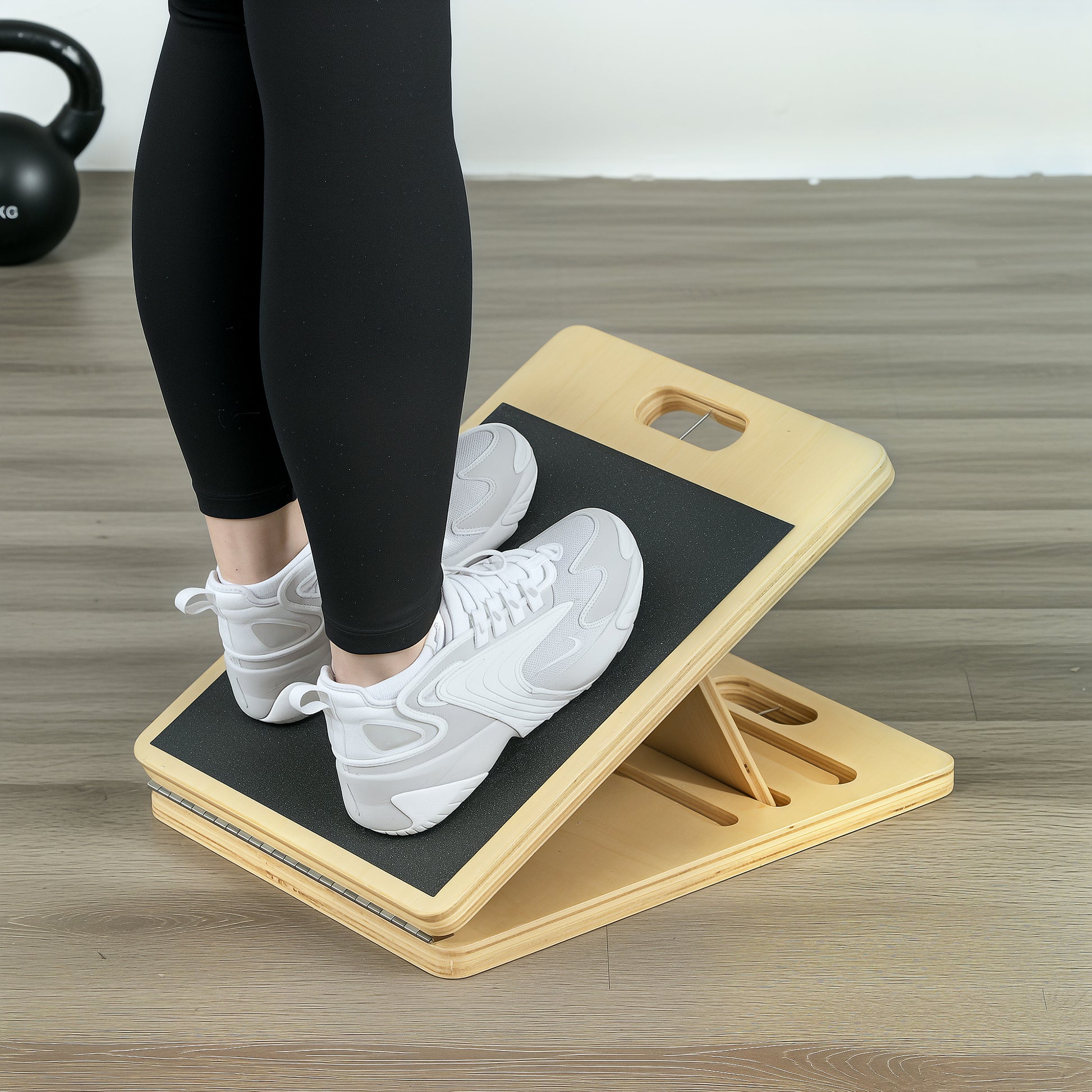 SPORTNOW Pilates Bar Kit Pilates with 6 Elastic Bands Adjustable Inclined Table for Full Body Workout at Home Gray