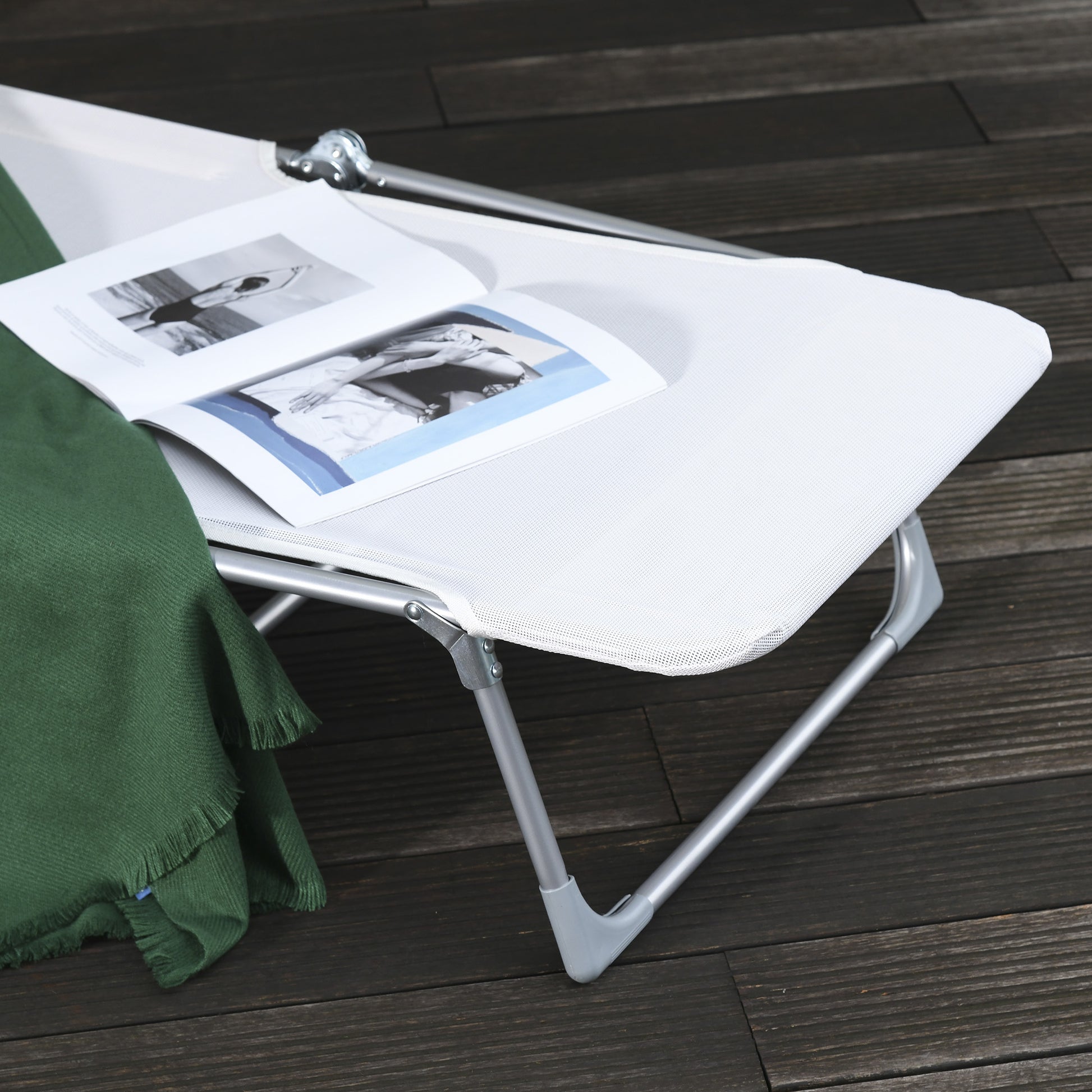 Folding Reclining Garden Sun Lounger with Adjustable Headrest and 5-Position Backrest Breathable Texteline Fabric 182x56x28 cm Cream