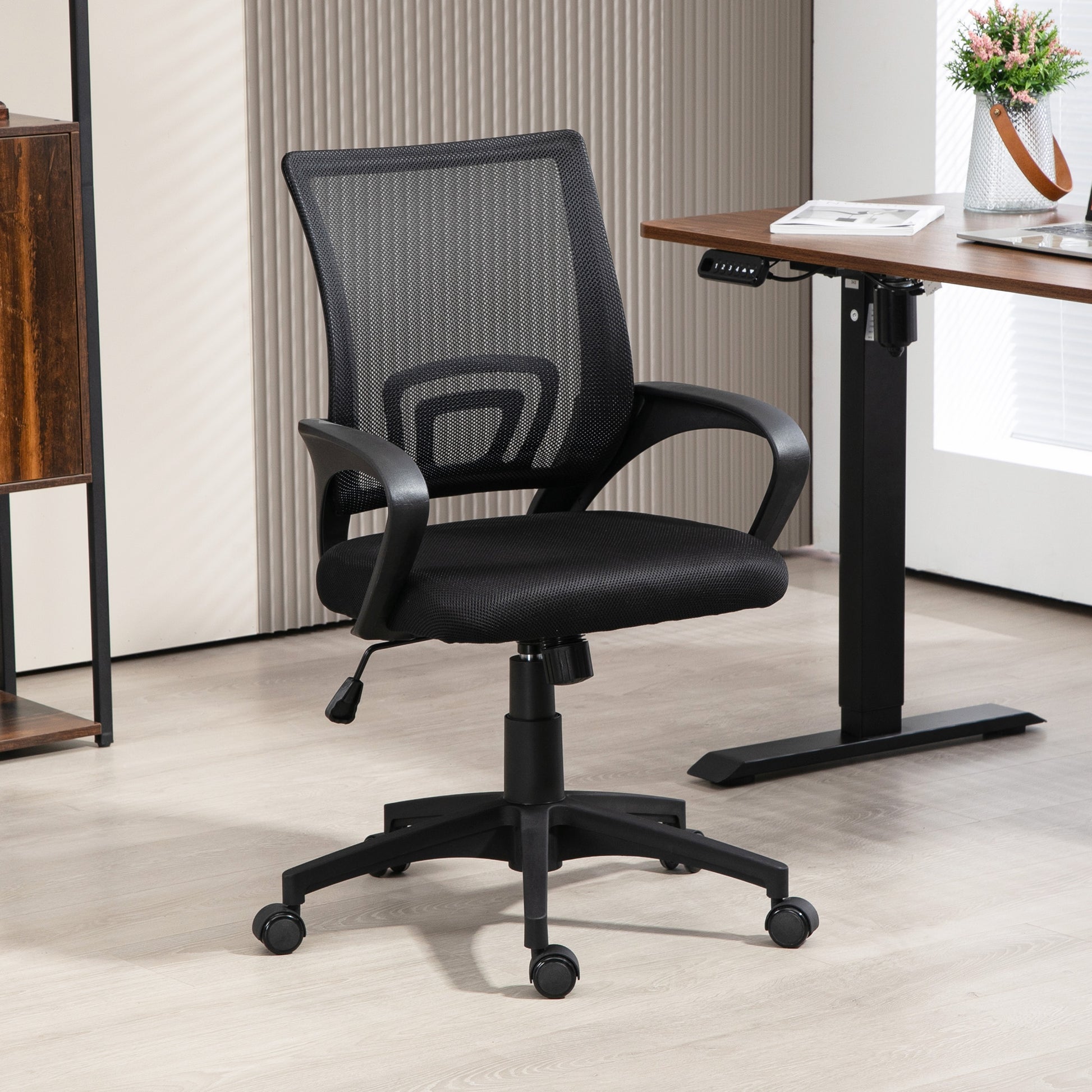Mesh Office Chair Swivel Desk Chair with Adjustable Height Rocking Function Lumbar Support and Armrests Study Chair Load 120 kg Black
