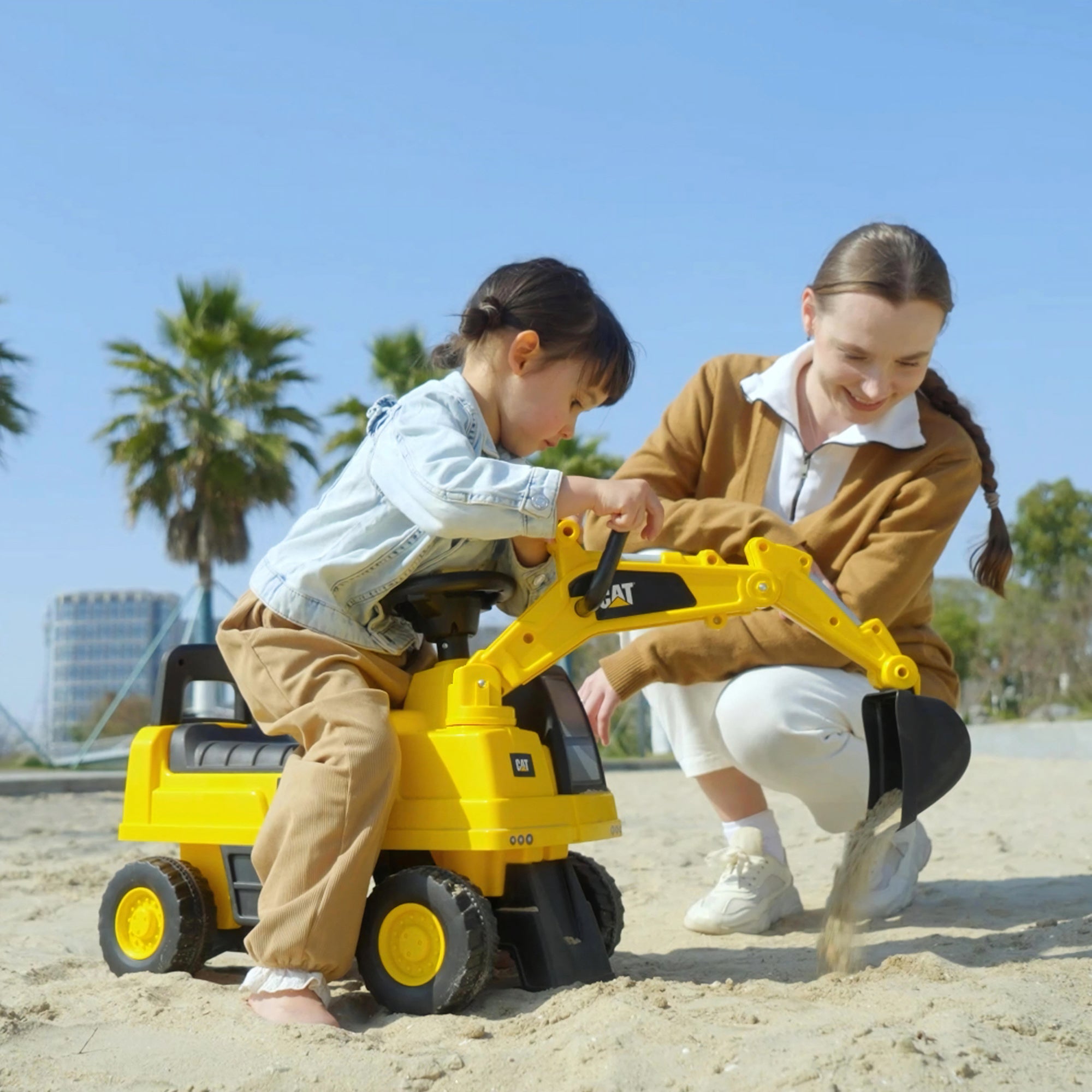 Seat Digger Ride-On Digger with Adjustable Shovel Steering Wheel Kids Digger with Storage Space under Seat Ride-On Toy Digger up to 25kg, Sitting for Children 1-3 Years Yellow