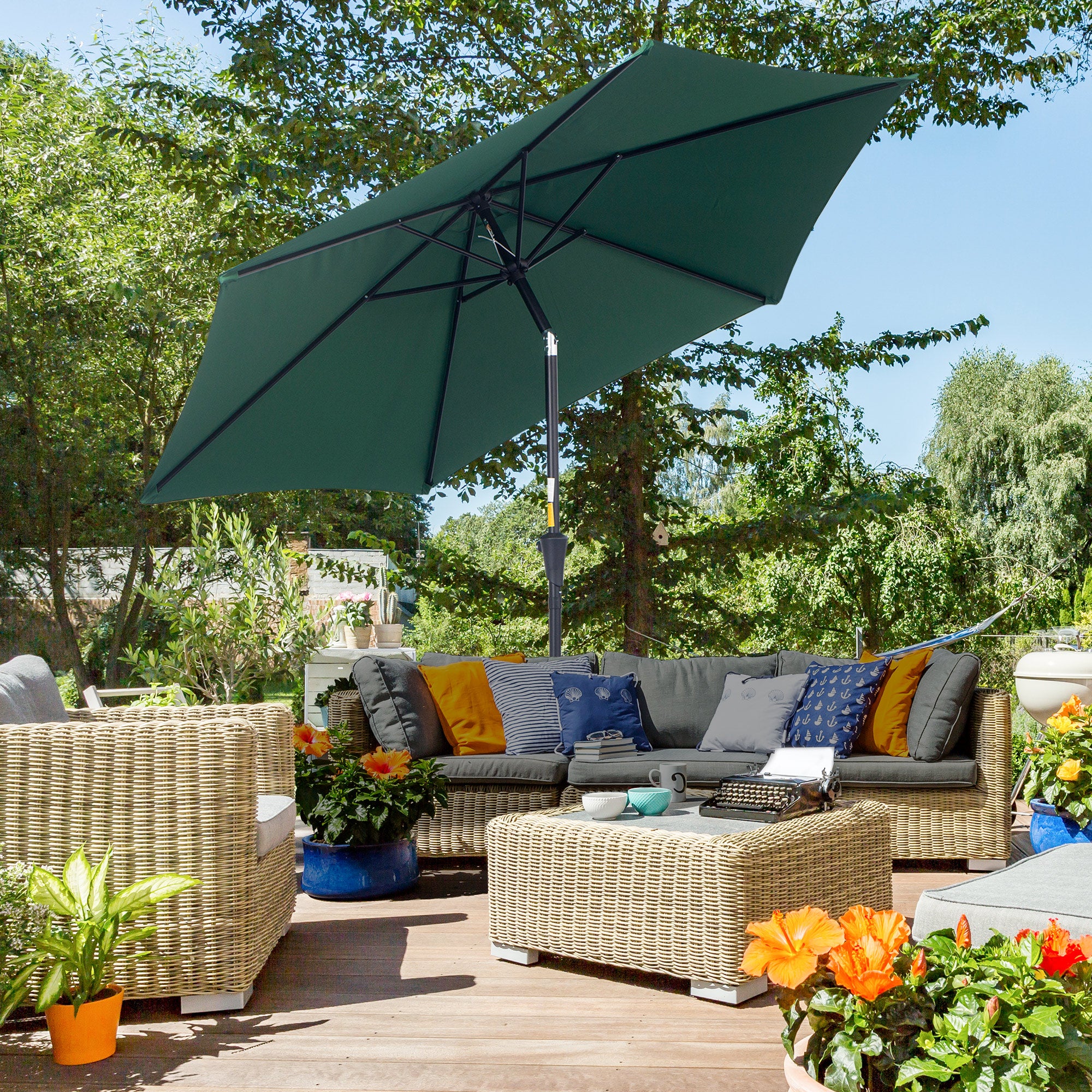 Cantilever Umbrella Garden Umbrella Market Umbrella with Hand Crank Alu 180 g/m² Polyester Dark Green ∅2.6 x 2.35 m