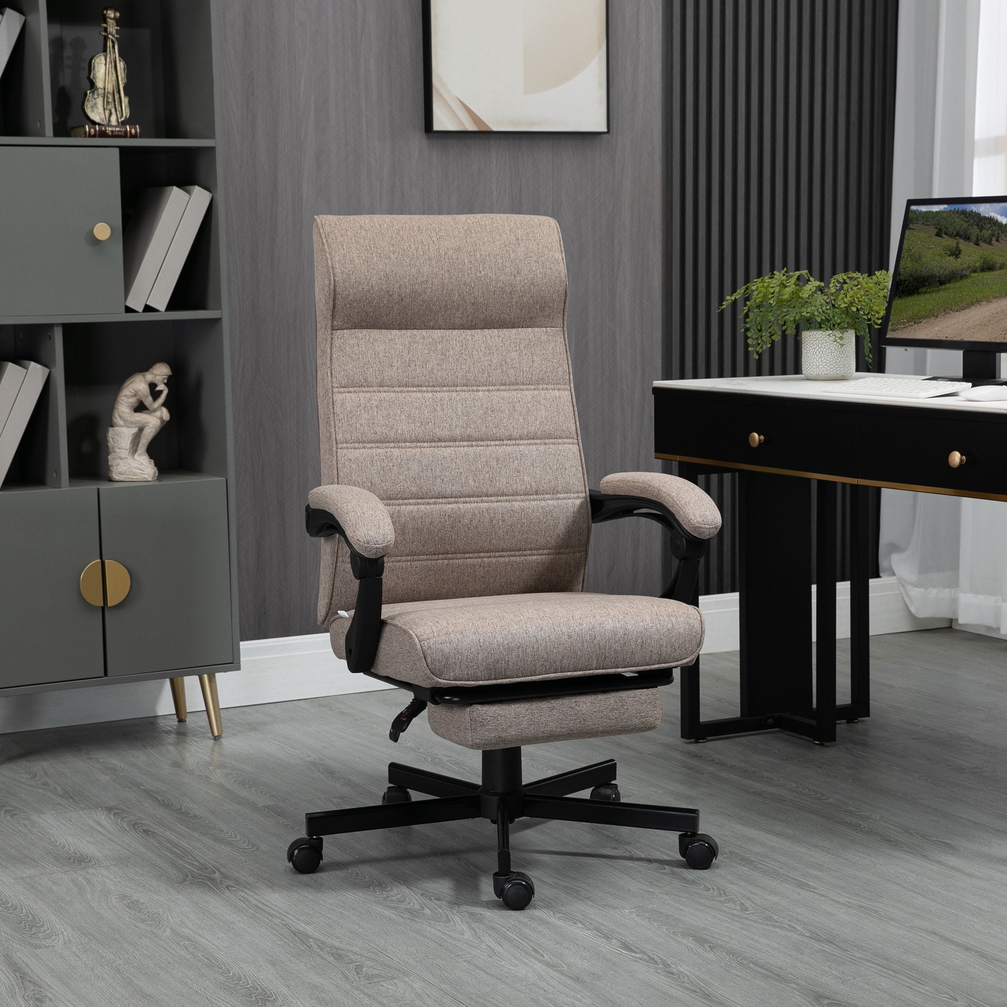 Reclining Office Chair Swivel Desk Chair with Adjustable Height Retractable Footrest and Armrest Office Chair Load 120 kg Brown