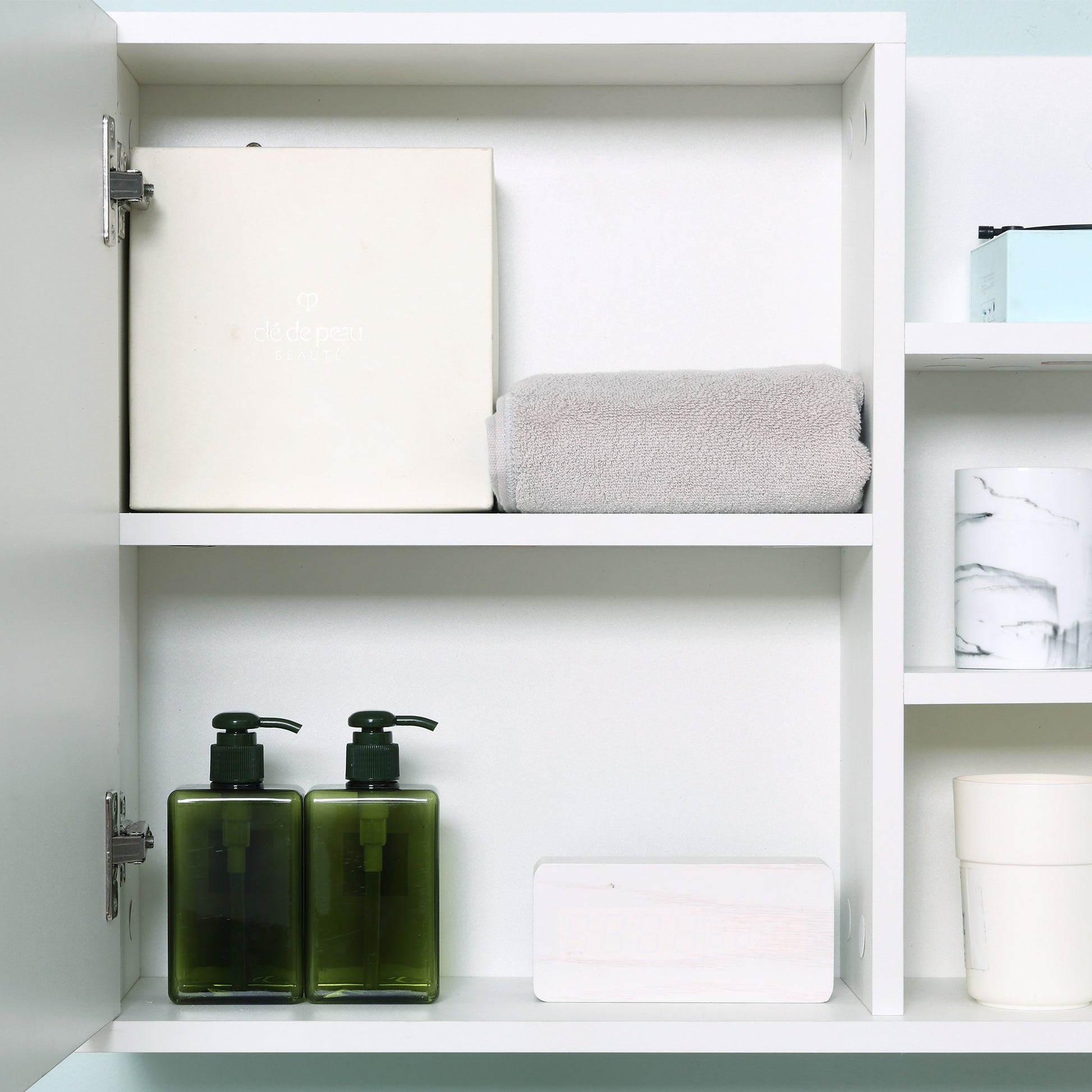 Bathroom Cabinet with Mirror Bathroom Mirror Cabinet with 3 Open Shelves and 1 Interior Shelf Modern Style 60x18x50 cm White