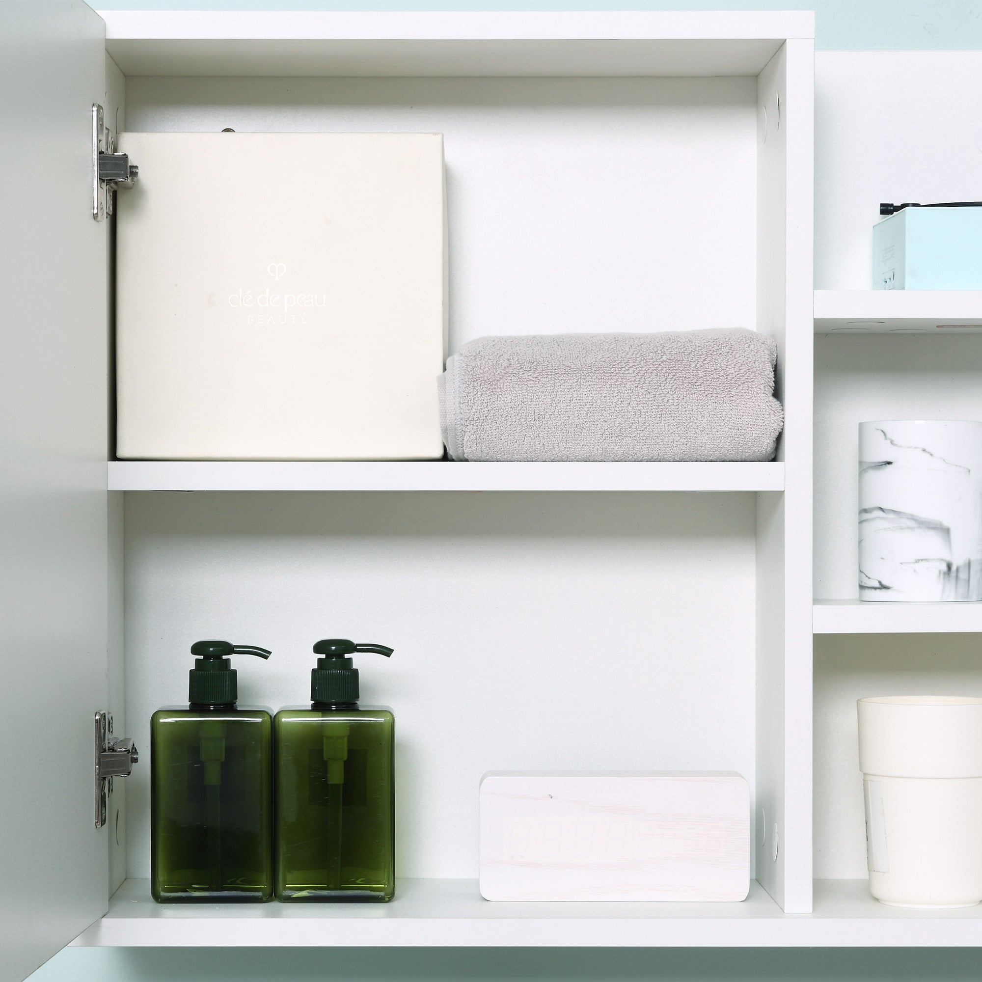 Bathroom Cabinet with Mirror Bathroom Mirror Cabinet with 3 Open Shelves and 1 Interior Shelf Modern Style 60x18x50 cm White