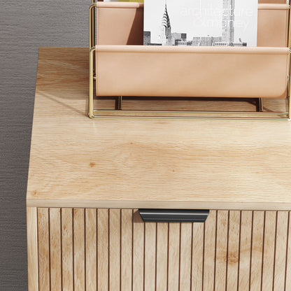 Living Room Sideboard with Adjustable Shelf, 2 Doors, Anti-tipping System, and Pine Wood Legs for Dining Room Hallway 78x40x77.5 cm Oak