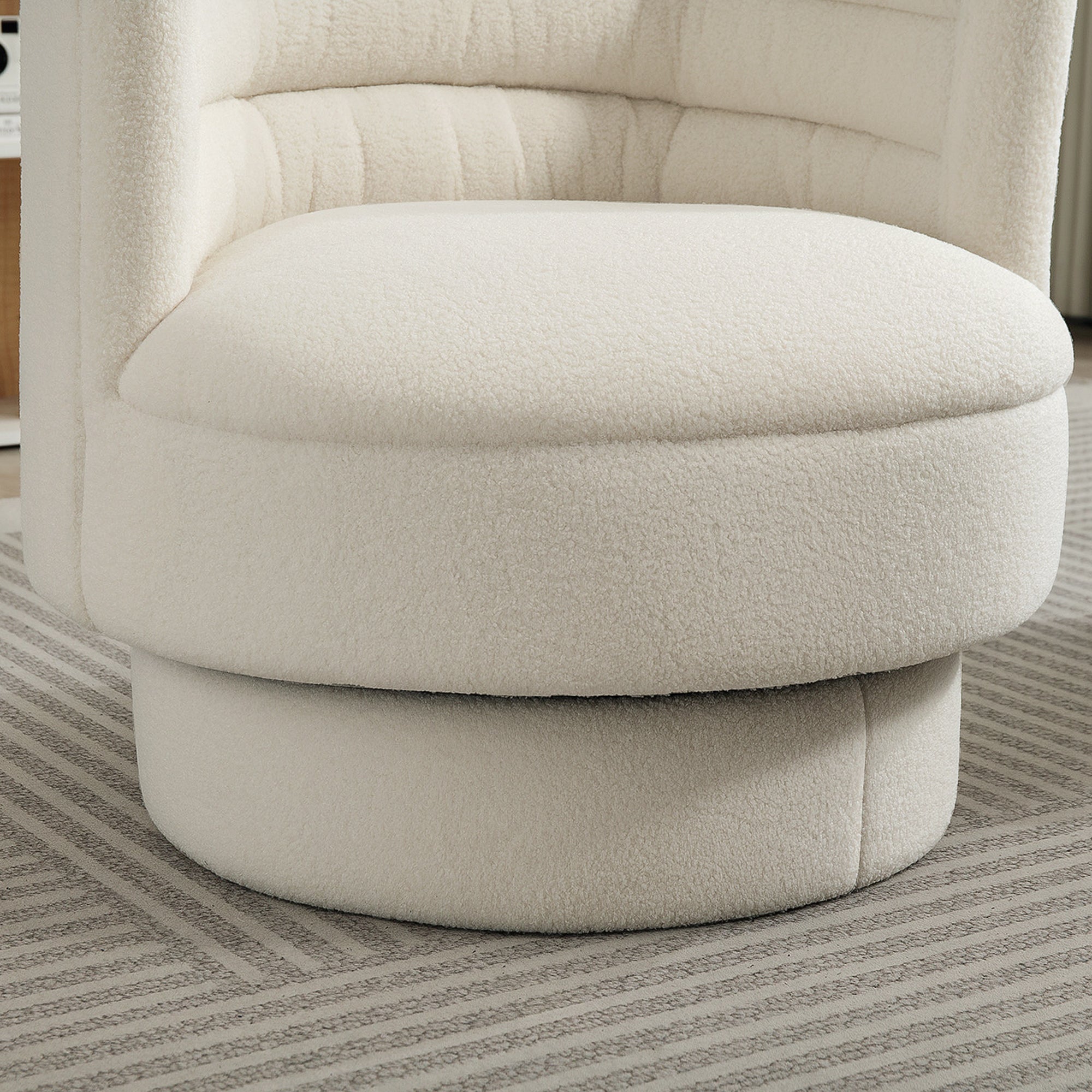 Chair Living Room Swivel Recliner with Armrests, Lounge Chair Reading Chair with Sherpa Look, Upholstered Chair for Bedroom Cream White