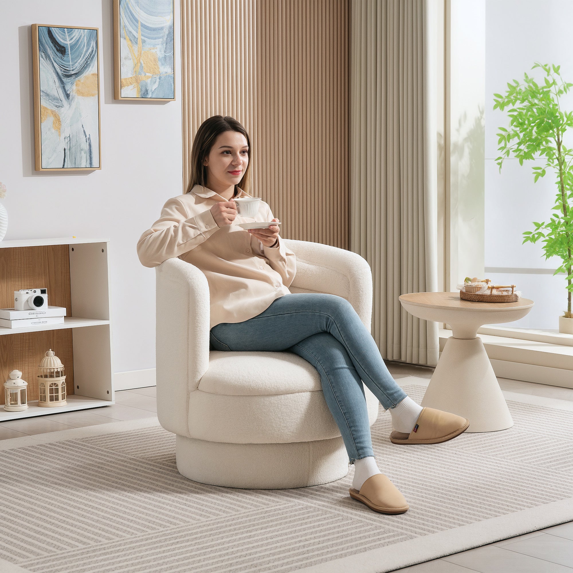 Chair Living Room Swivel Recliner with Armrests, Lounge Chair Reading Chair with Sherpa Look, Upholstered Chair for Bedroom Cream White