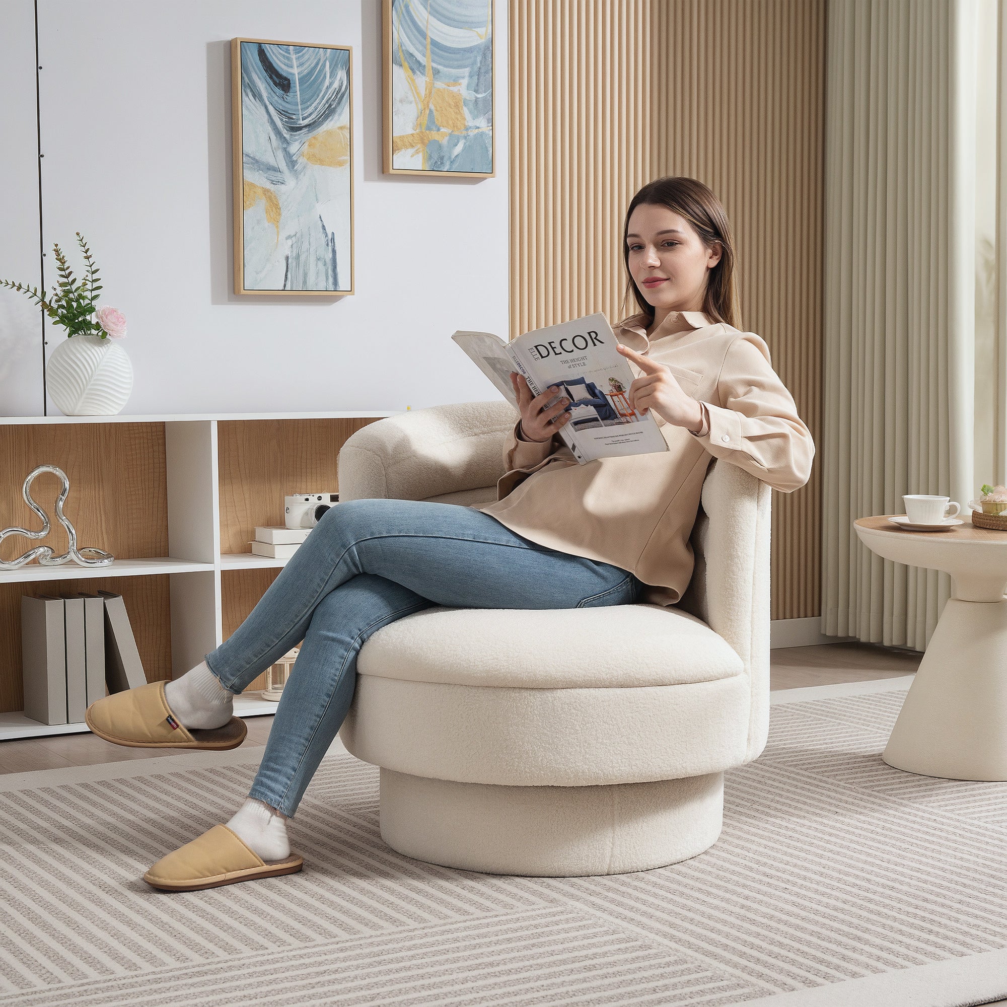 Chair Living Room Swivel Recliner with Armrests, Lounge Chair Reading Chair with Sherpa Look, Upholstered Chair for Bedroom Cream White