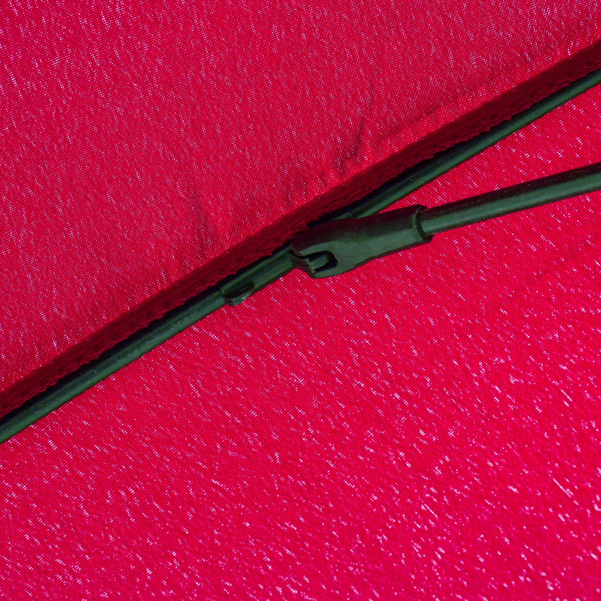 Terrace Umbrella Ø250 cm Garden Umbrella with Tilt Angle 18 Rods and Crank Waterproof Sunshade for Patio Terrace Burgundy