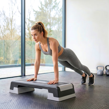 SPORTNOW Aerobic Stepper – Adjustable 3 Heights (15/20/25 cm | 6/8/10 in), Non-Slip, Heavy-Duty 250 kg (551 lb) Capacity – Compact Black Fitness Step for Home Gym