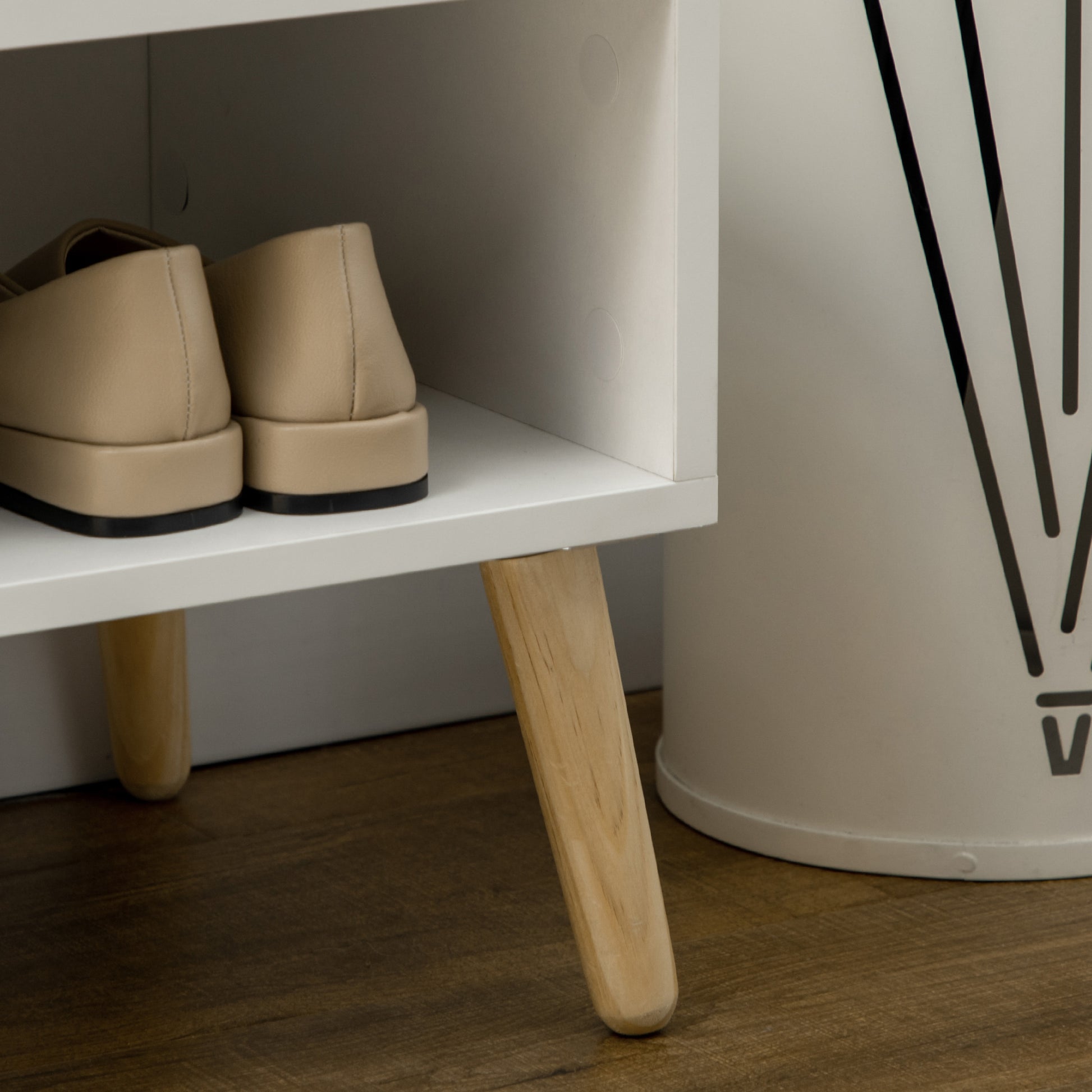 Shoe Bench Shoe Storage Bench with Padded Seat and Open Shelf for 4 Pairs of Shoes Shoe Bench for Entryway Hallway Living Room Hall 80x33x49 cm White