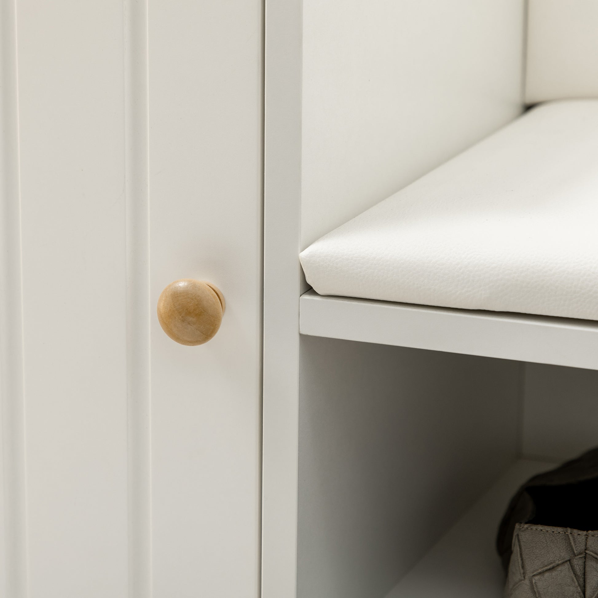 Shoe Bench Shoe Storage Bench with Padded Seat and Open Shelf for 4 Pairs of Shoes Shoe Bench for Entryway Hallway Living Room Hall 80x33x49 cm White