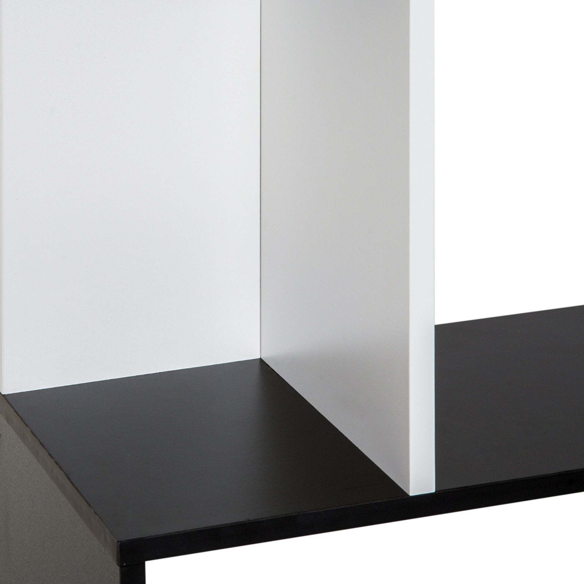 Contemporary Design S-shaped Bookshelf Storage Furniture 4 Shelves 60L x 24W x 148H cm Black White